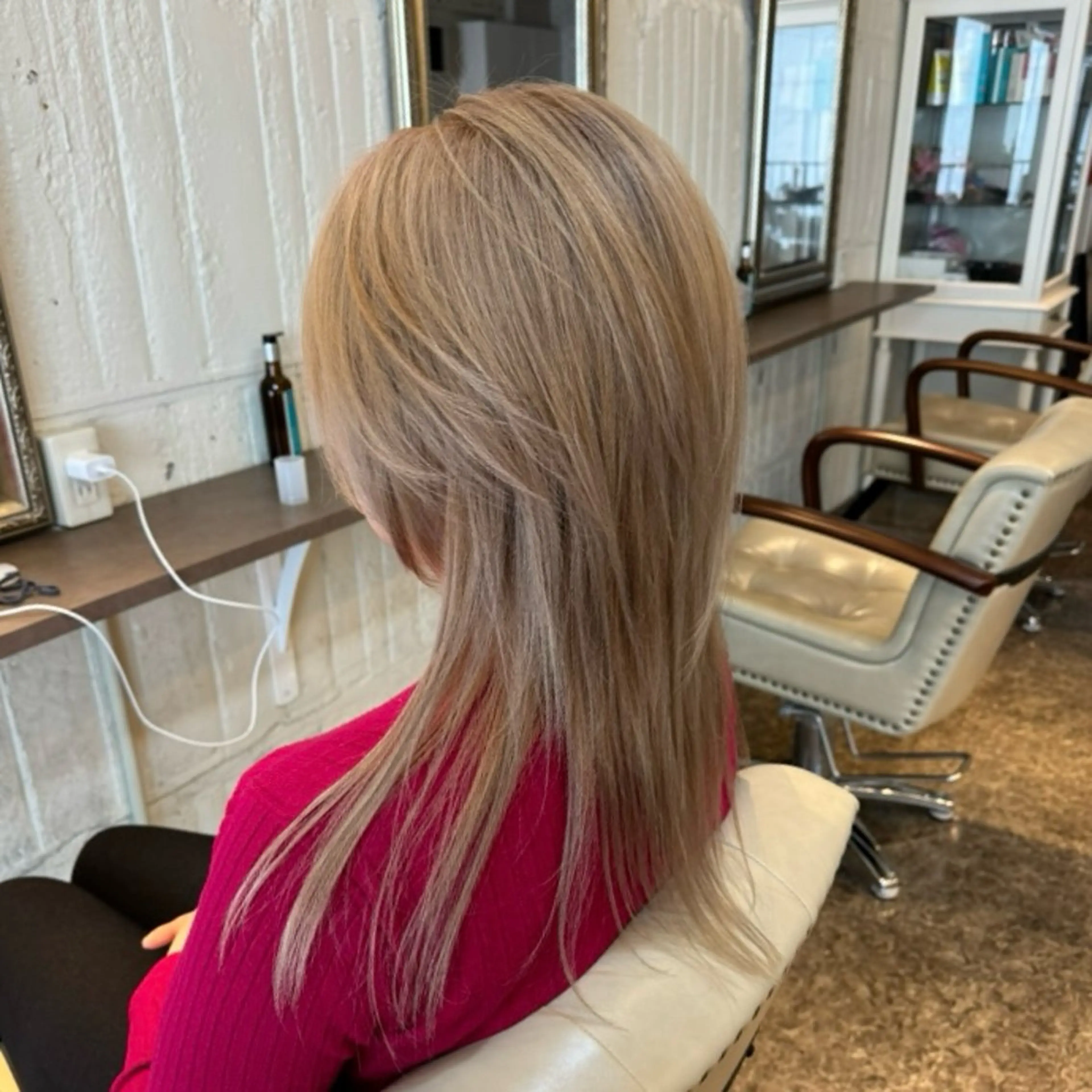 ロング カラー 小松 瑞季のヘアスタイル