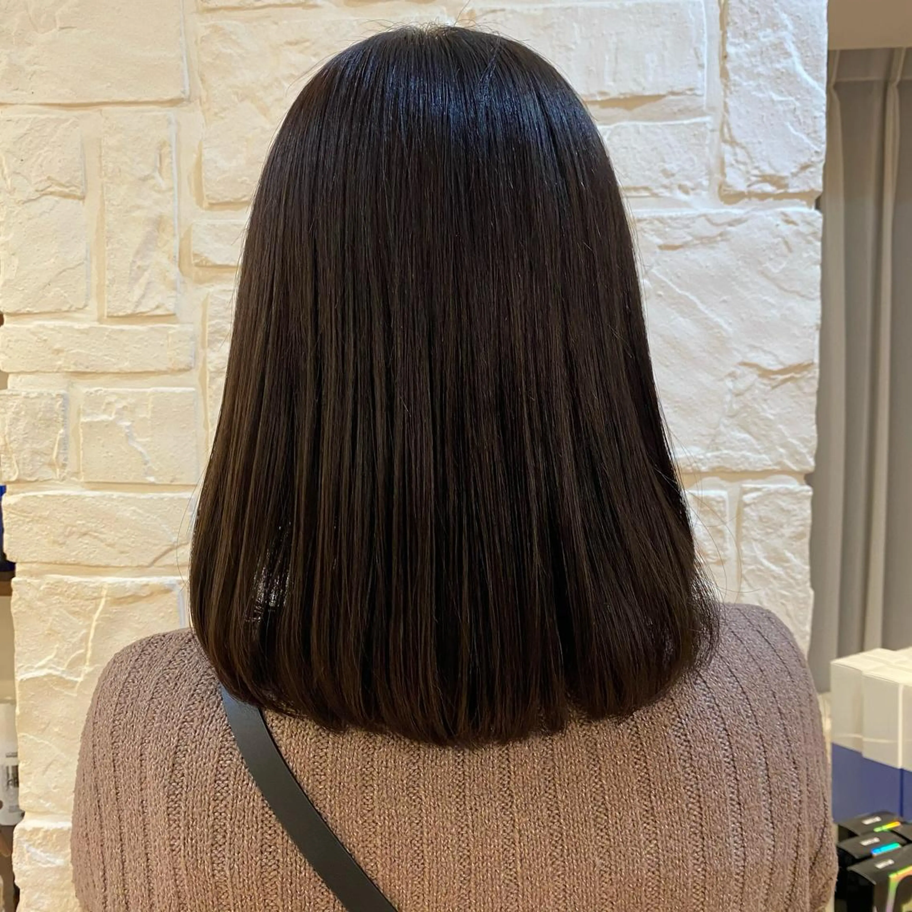 セミロング RINA 【Loem】のヘアスタイル