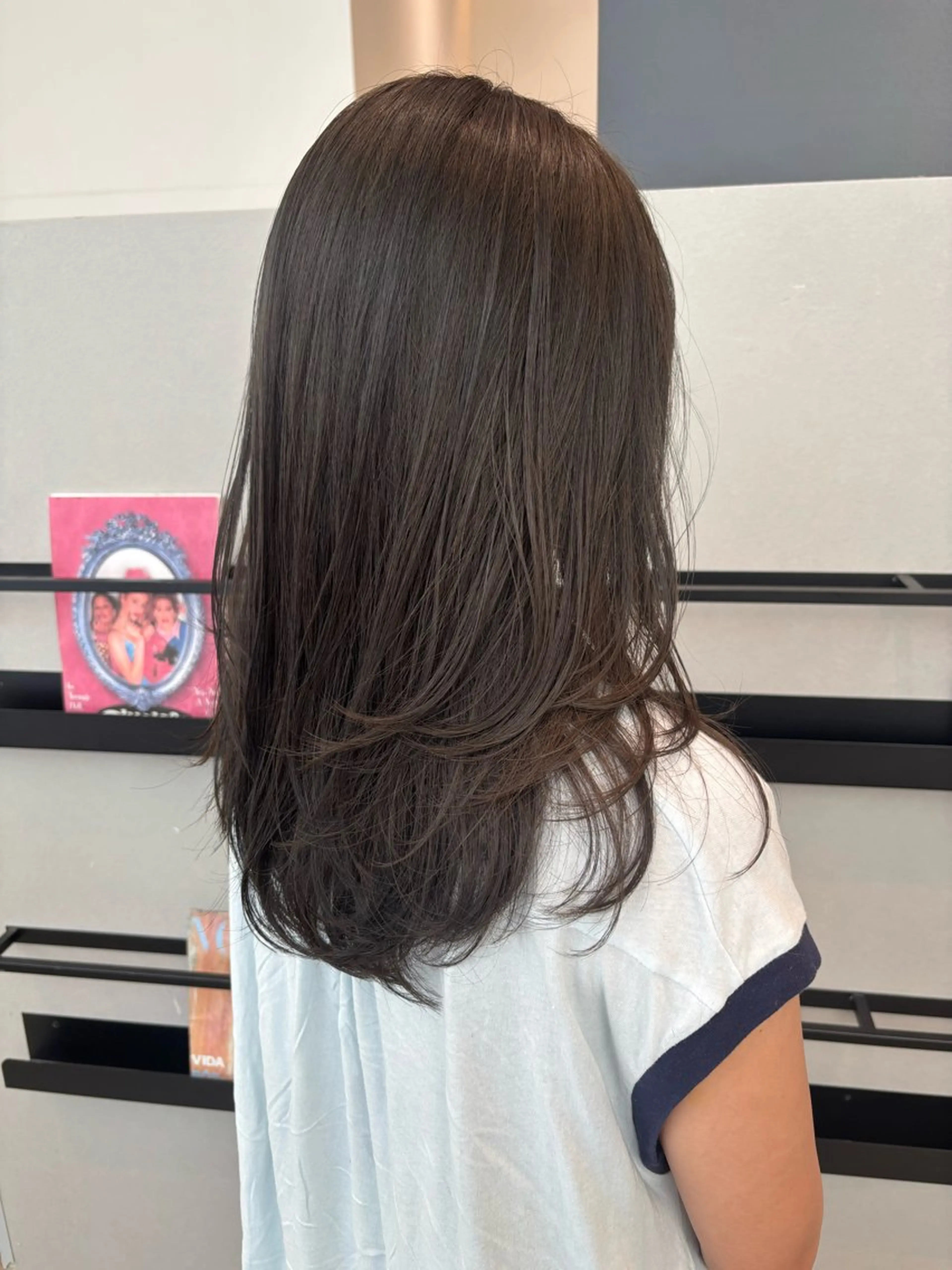 セミロング カラー 透明感カラー グレージュ レイヤーカット カット ヘアカラー 透明感カラー/ レイヤーkotonoのヘアスタイル