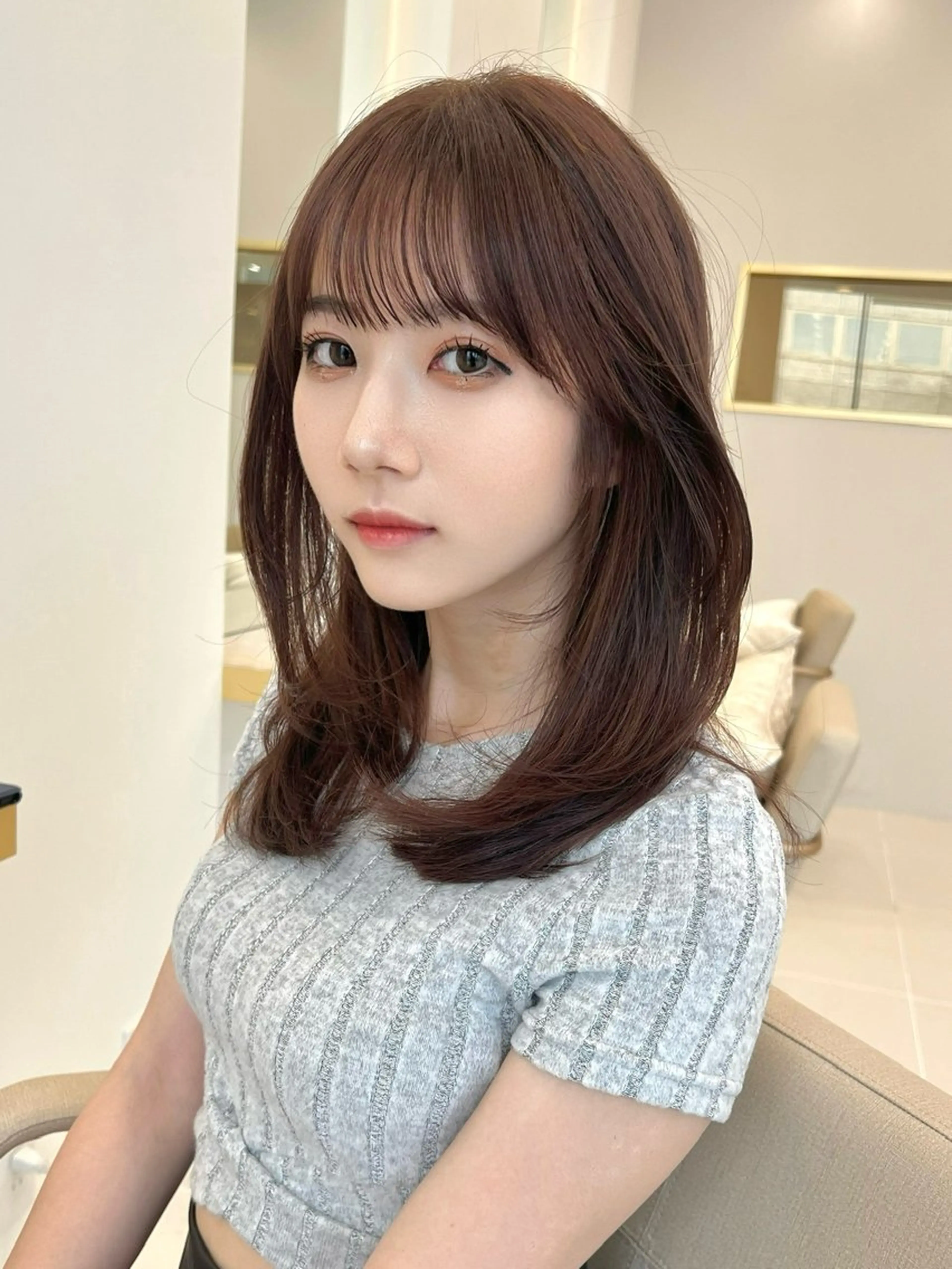 セミロング MAEUL 【マウル】栄のヘアスタイル