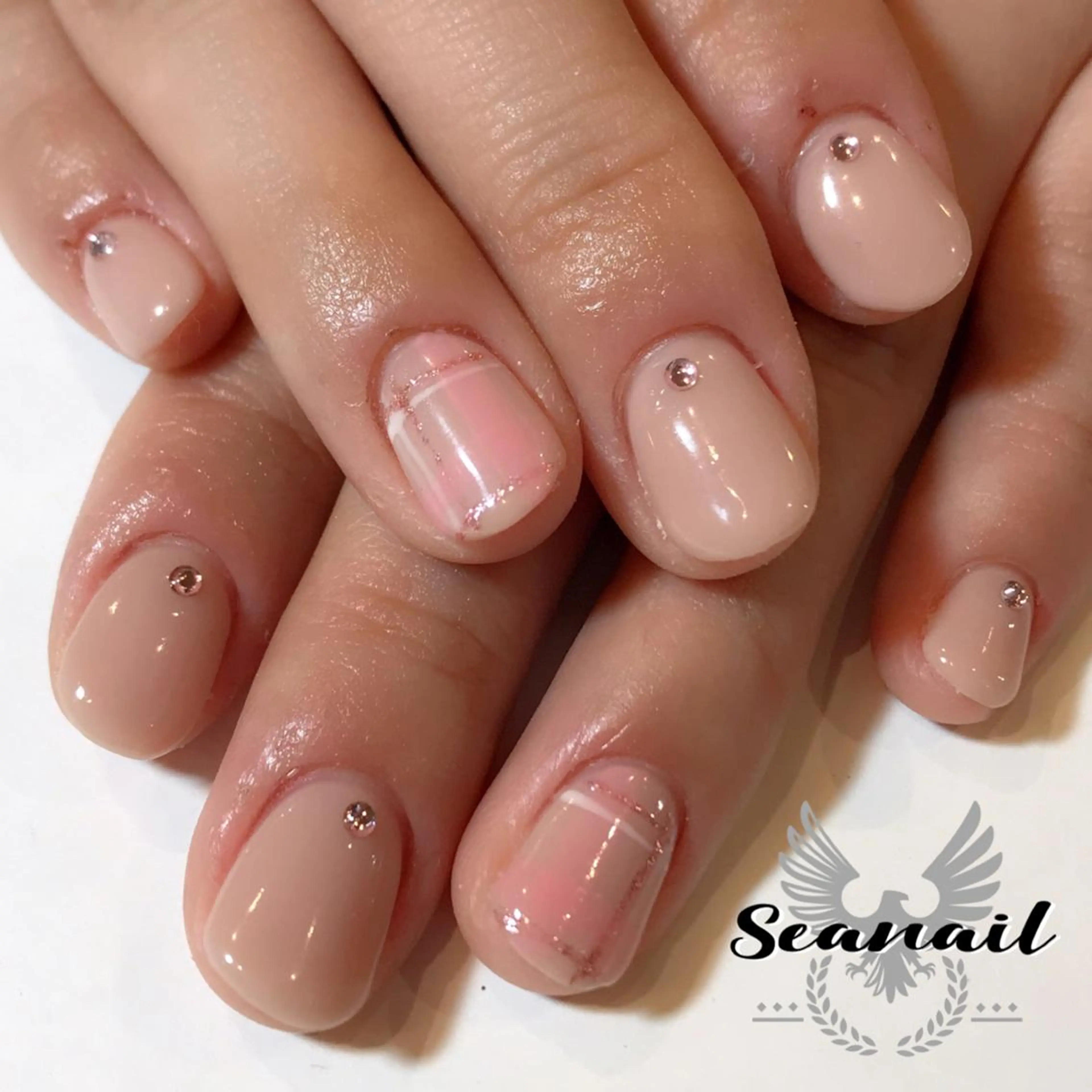 ネイル 小尾 栞のネイルデザイン