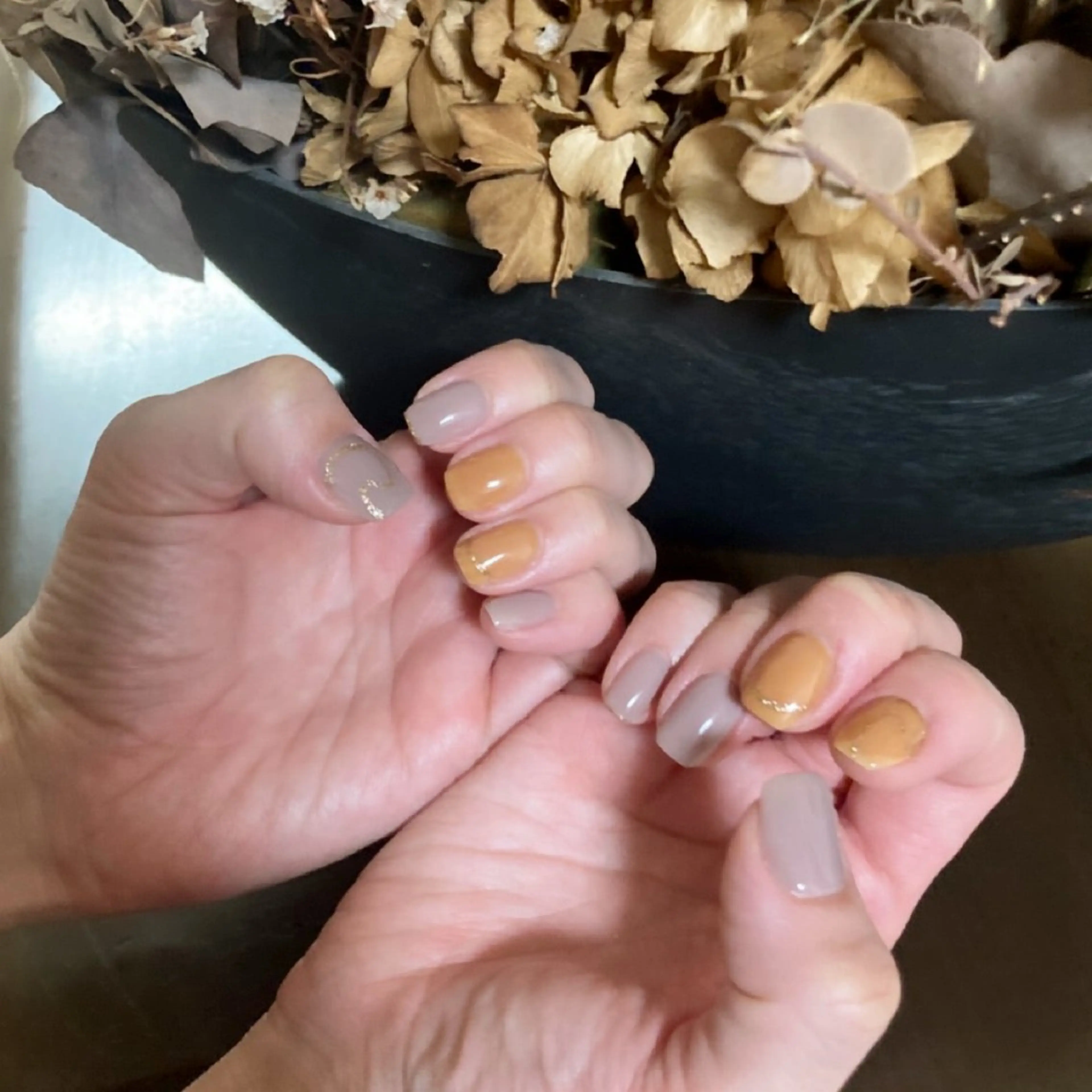 ネイル ゴールド オレンジ 春ネイル ハンドネイル y-neil | ニュアンスネイルのネイルデザイン