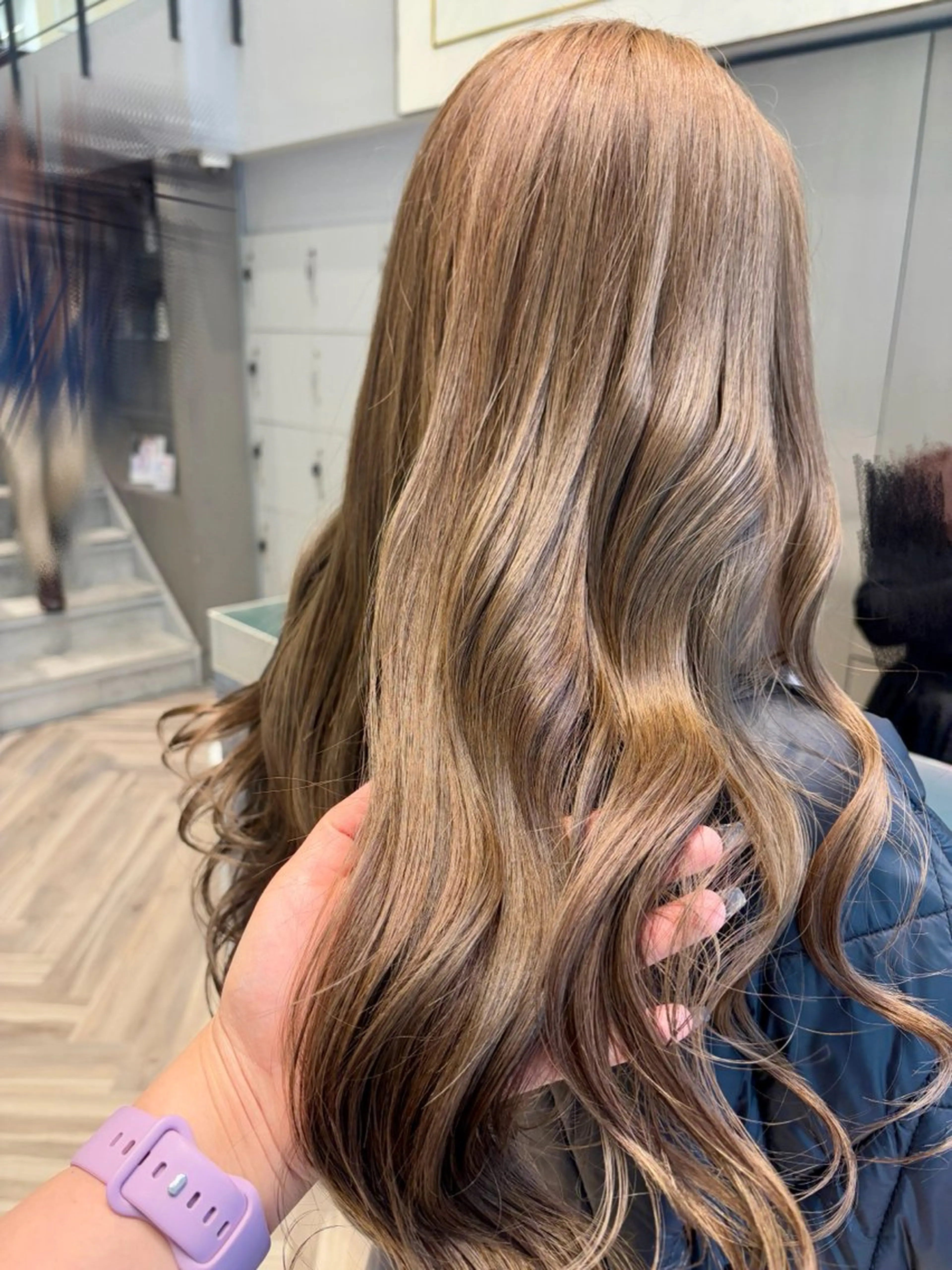 カラー 李 文のヘアスタイル