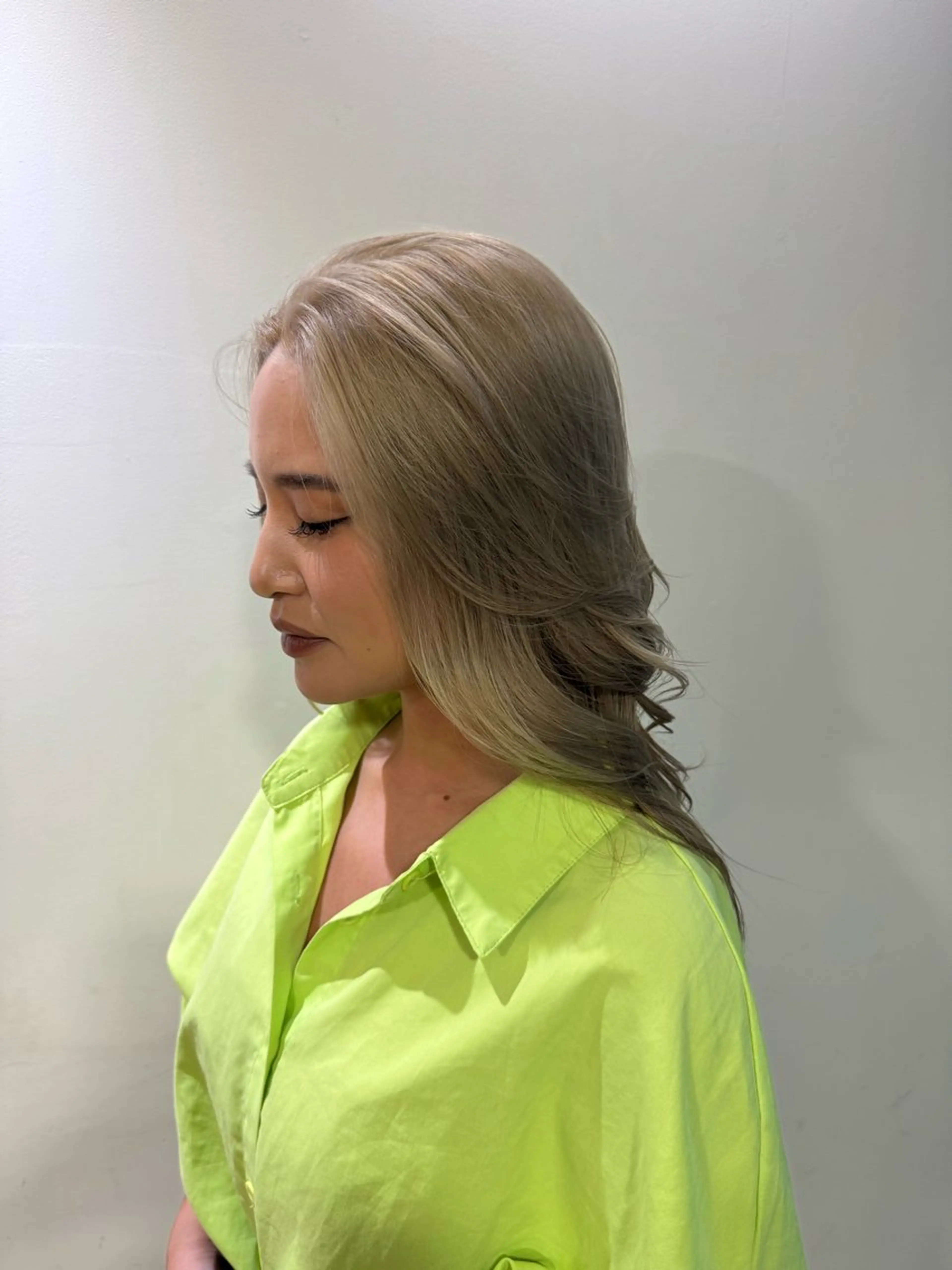 セミロング ヘアカラー 🐥Homie/ yuna🐥のヘアスタイル