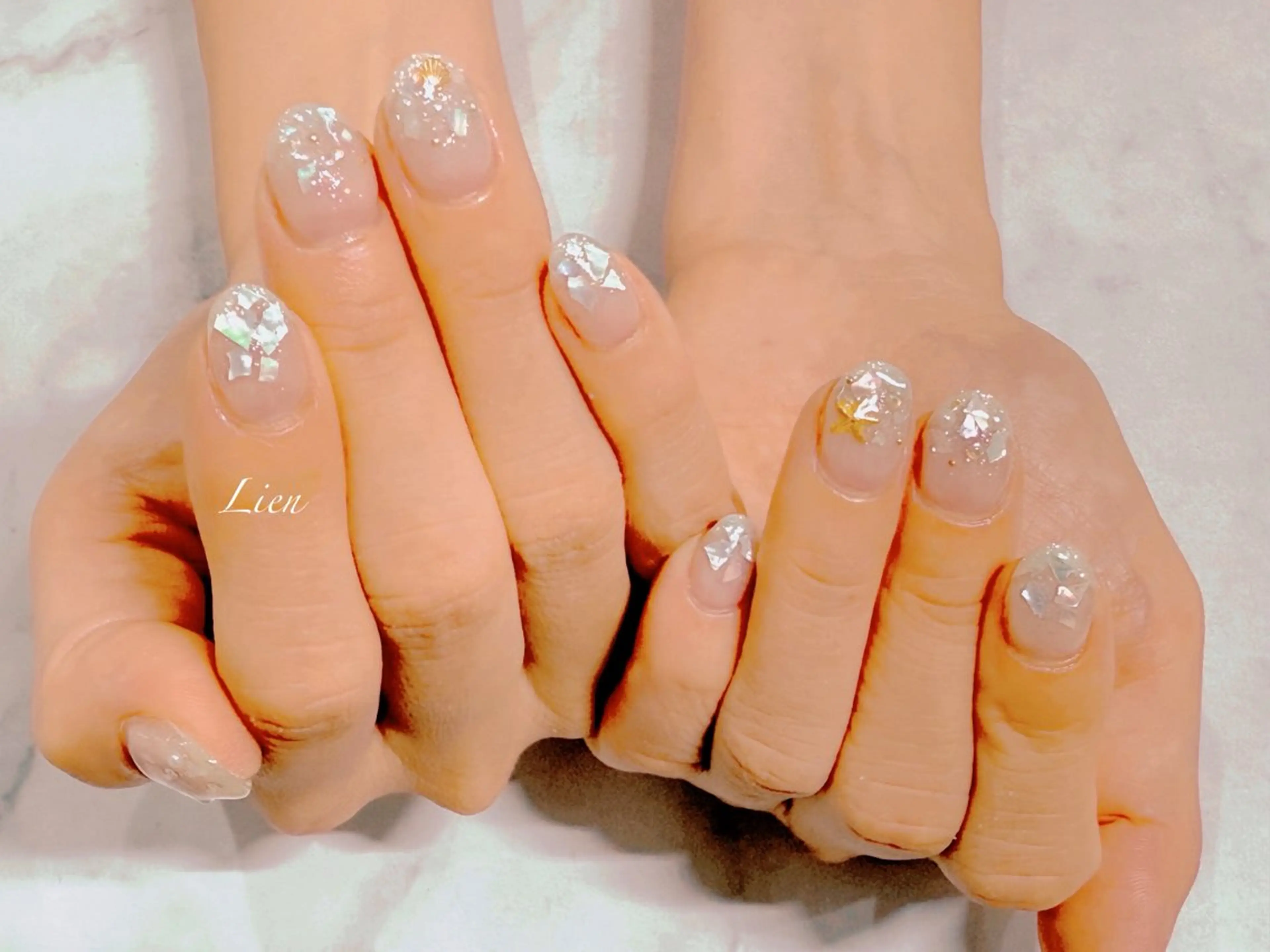 ネイル 長さ出し フットネイル フレンチネイル ジェルネイル ガラスフレンチ ハンドネイル Lien（リアン） 銀座駅6分のネイルデザイン