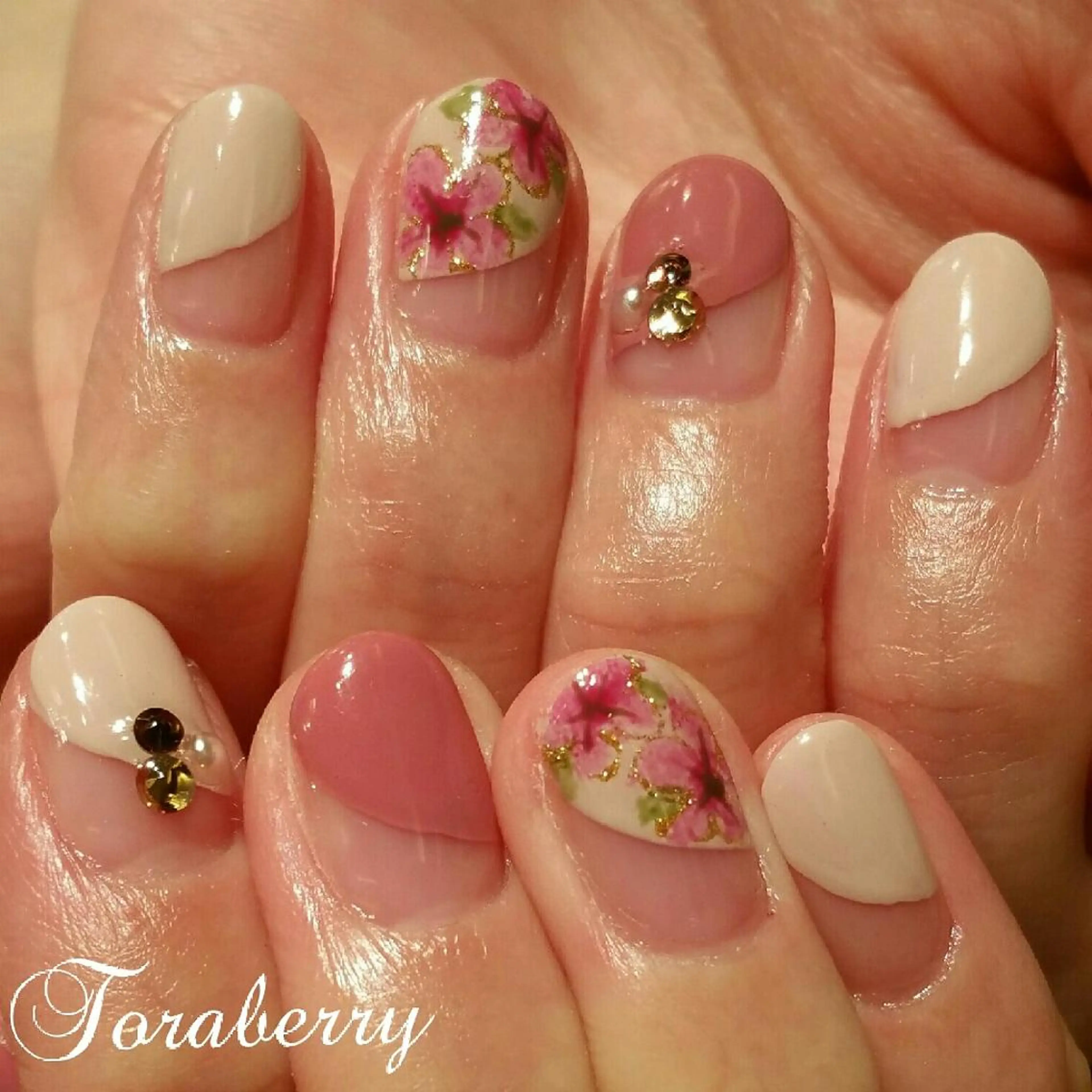 ネイル ネイリスト なつみのネイルデザイン