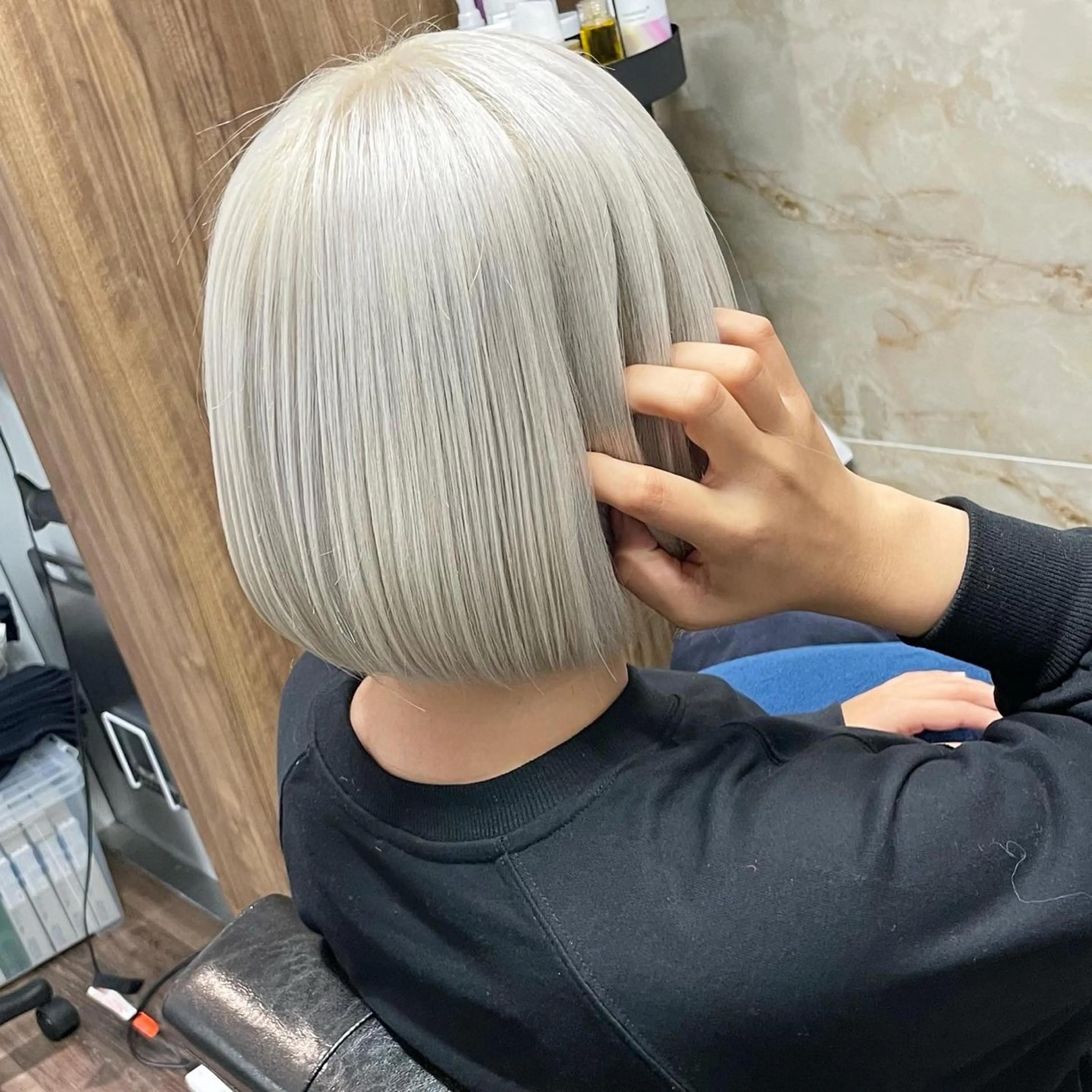 ショート カラー ヘアカラー トリートメント Lull1人美容室 バレイヤージュのヘアスタイル