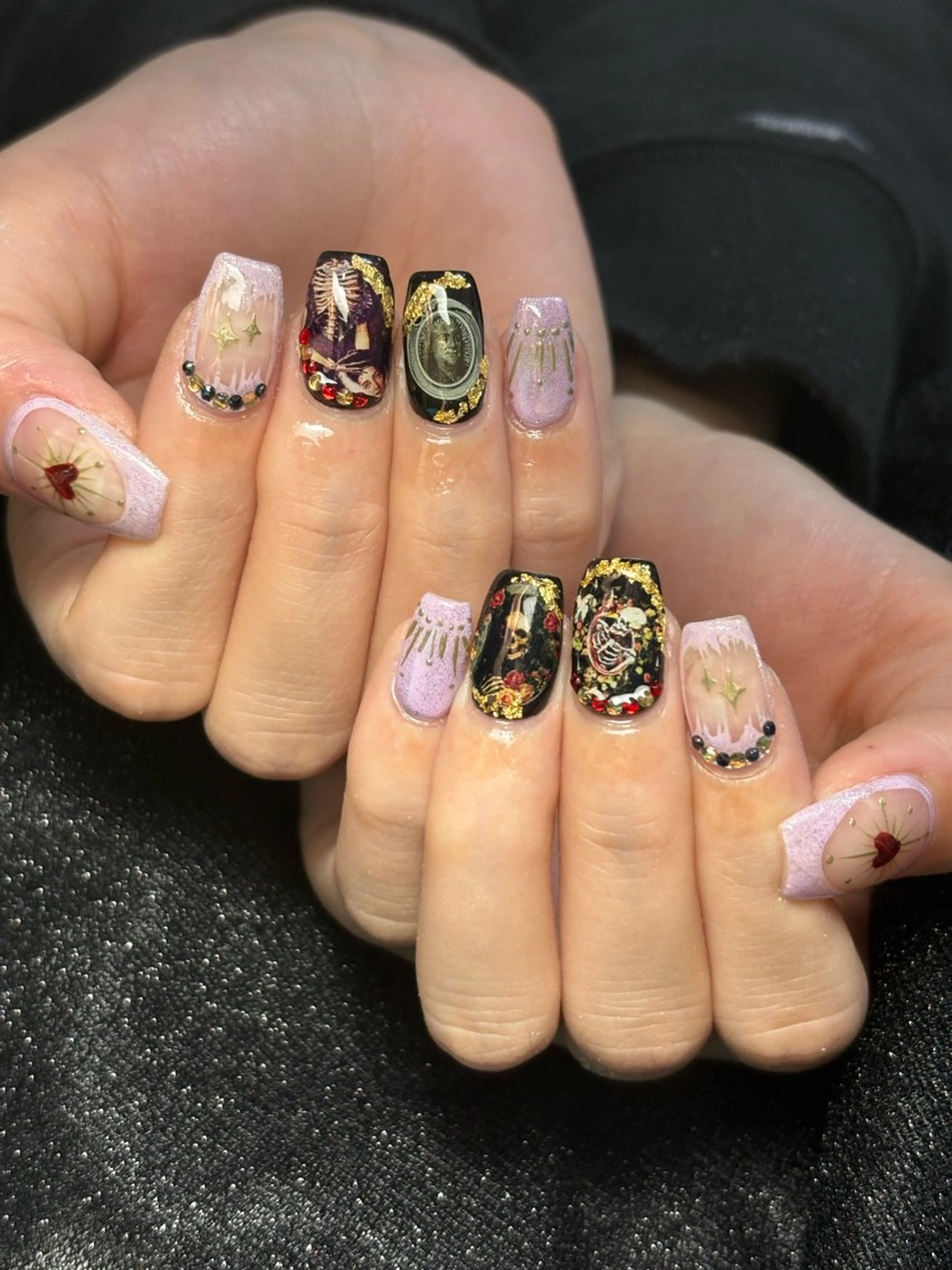 ネイル ハンドネイル フットネイル ✴︎ Delightのネイルデザイン