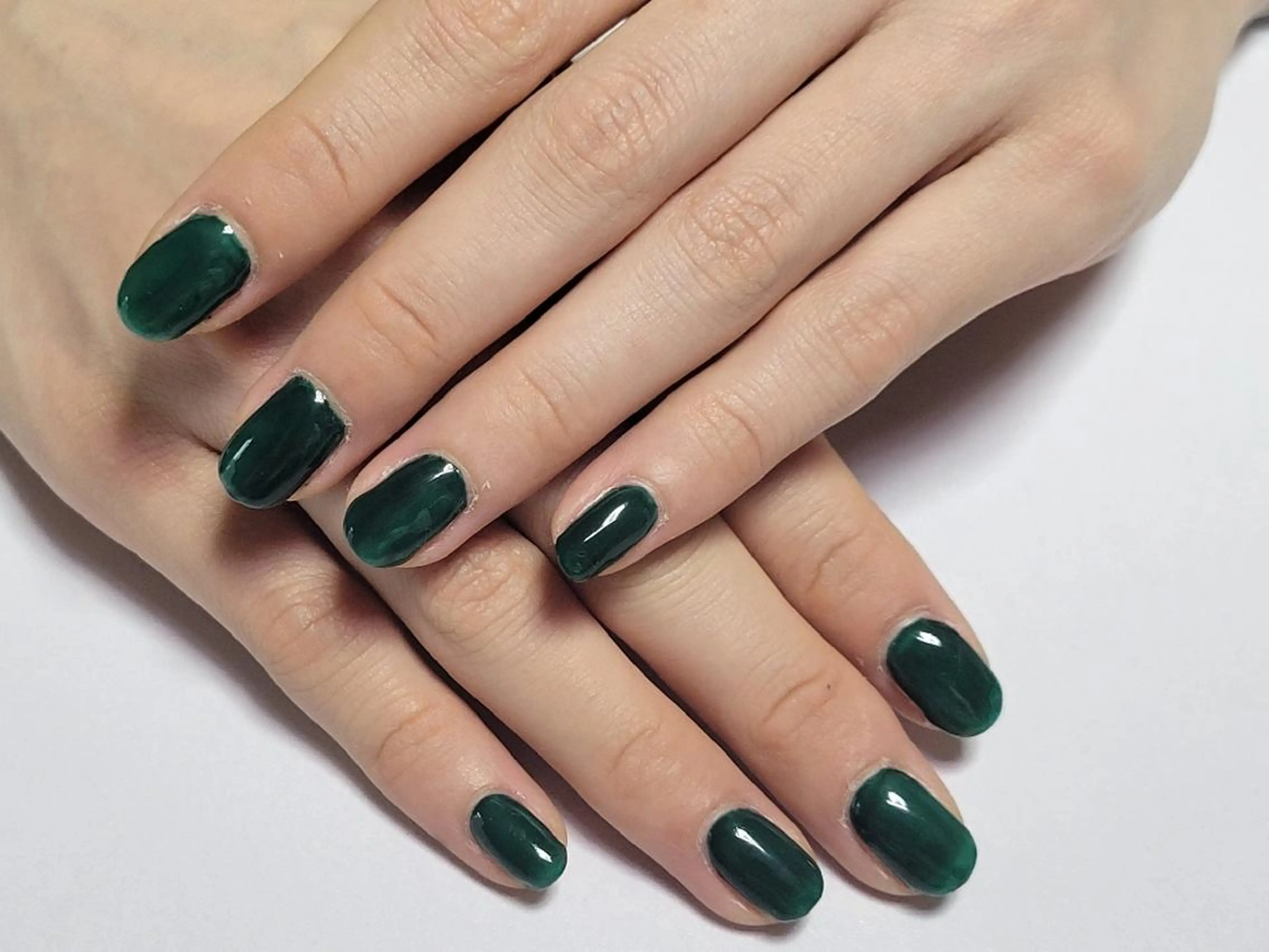 ネイル グリーン Nails and  Beauty-Mのネイルデザイン