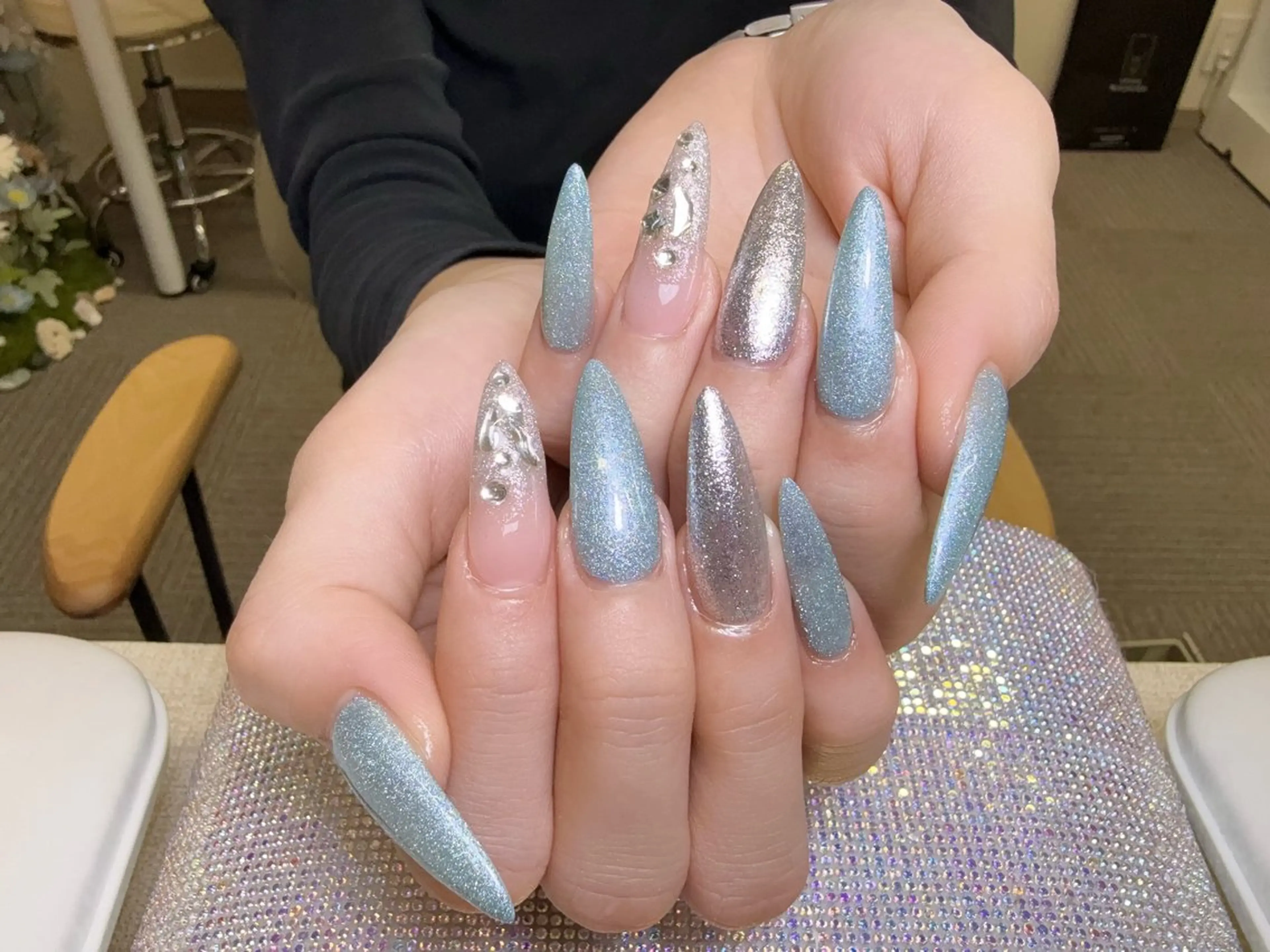 ネイル オーロラネイル チークネイル 長さ出し フットネイル フレンチネイル ハンドネイル Yu  Ki ネイルのネイルデザイン