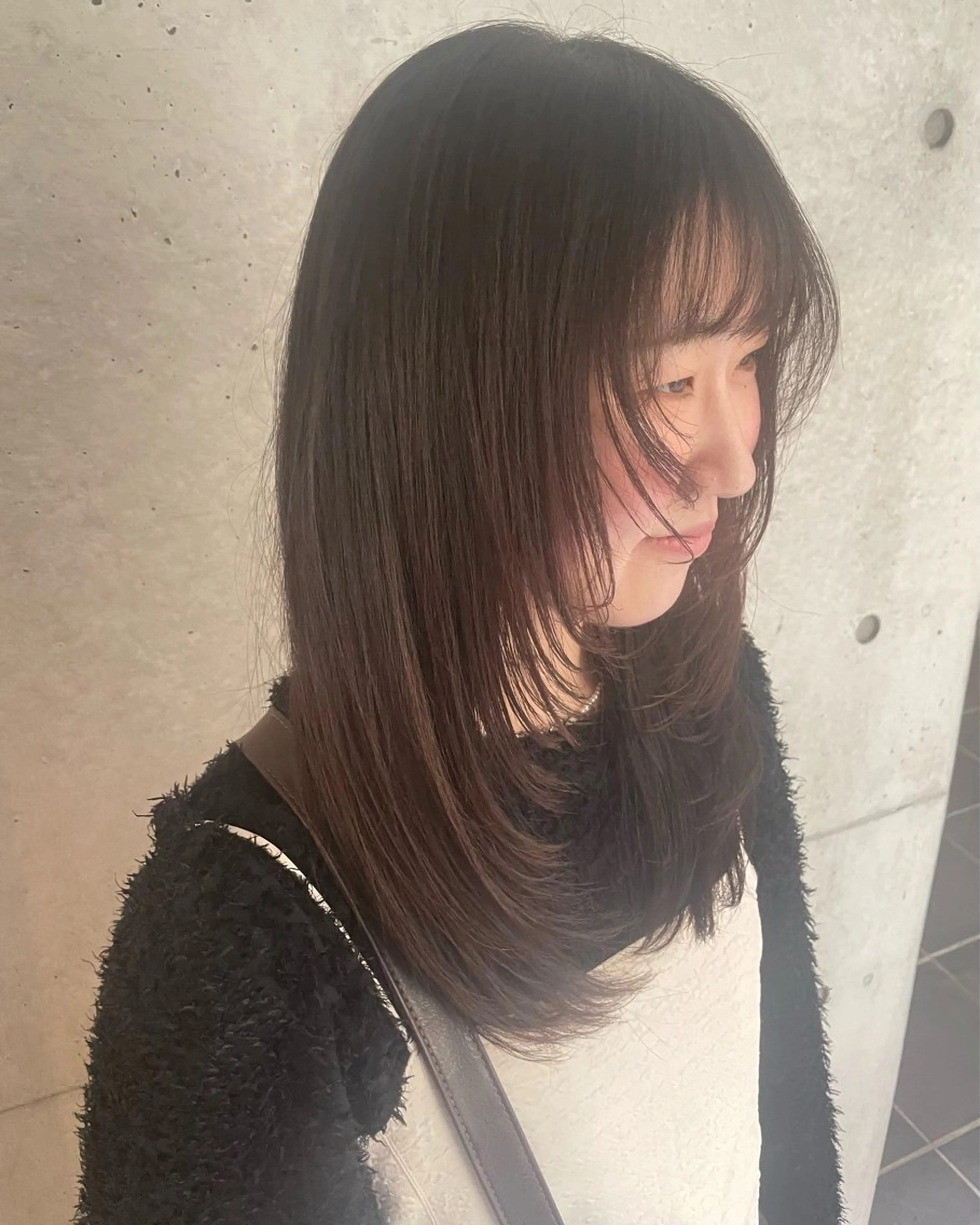 ミディアム レイヤーカット ..ROUTE.. Chihiroのヘアスタイル
