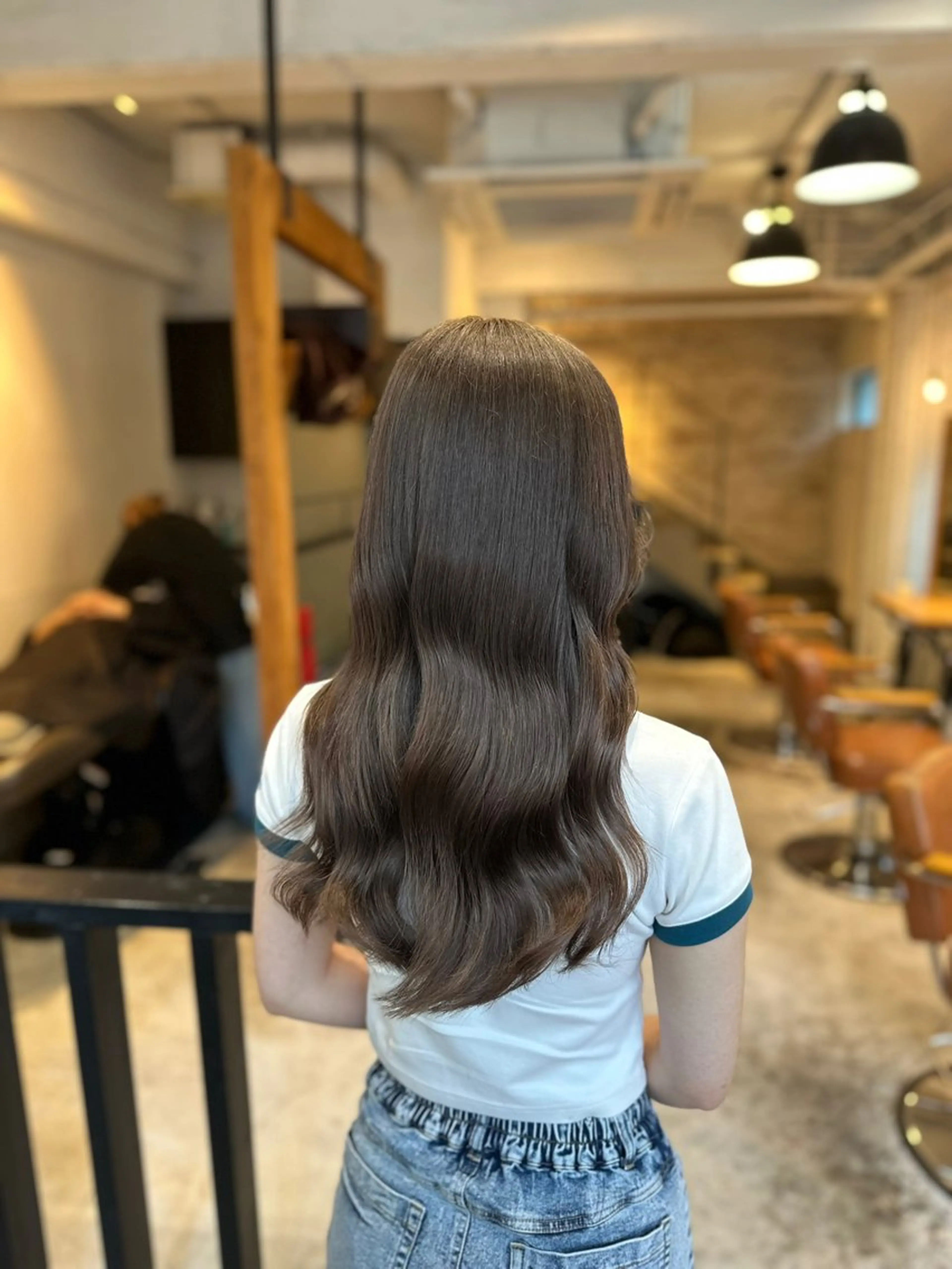 セミロング ヘアカラー 秋葉原　柏木絢汰 ✨当日予約okのヘアスタイル