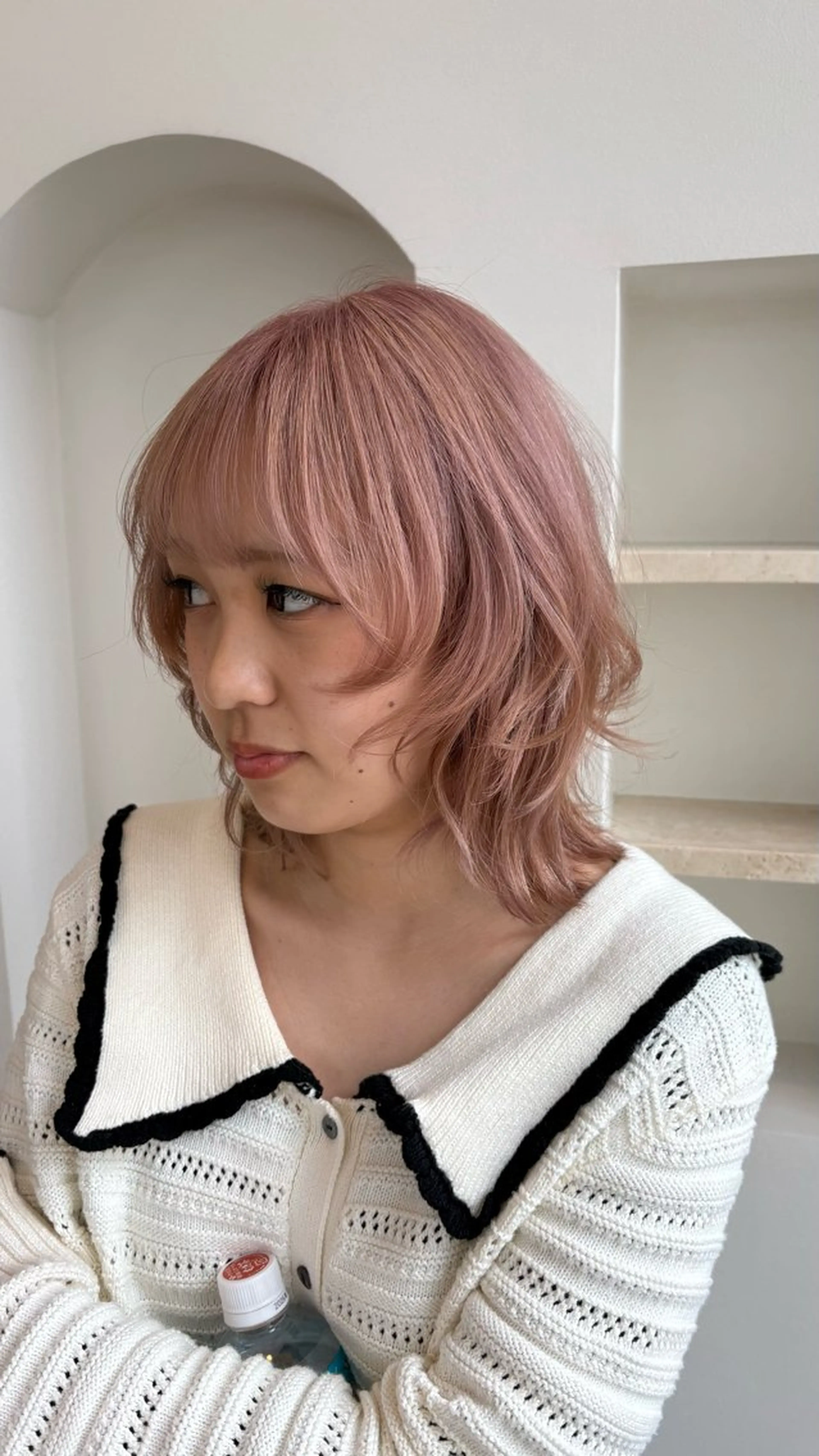 ミディアム カラー ブリーチ ピンクカラー カット ヘアカラー ヤスダ ホノカのヘアスタイル