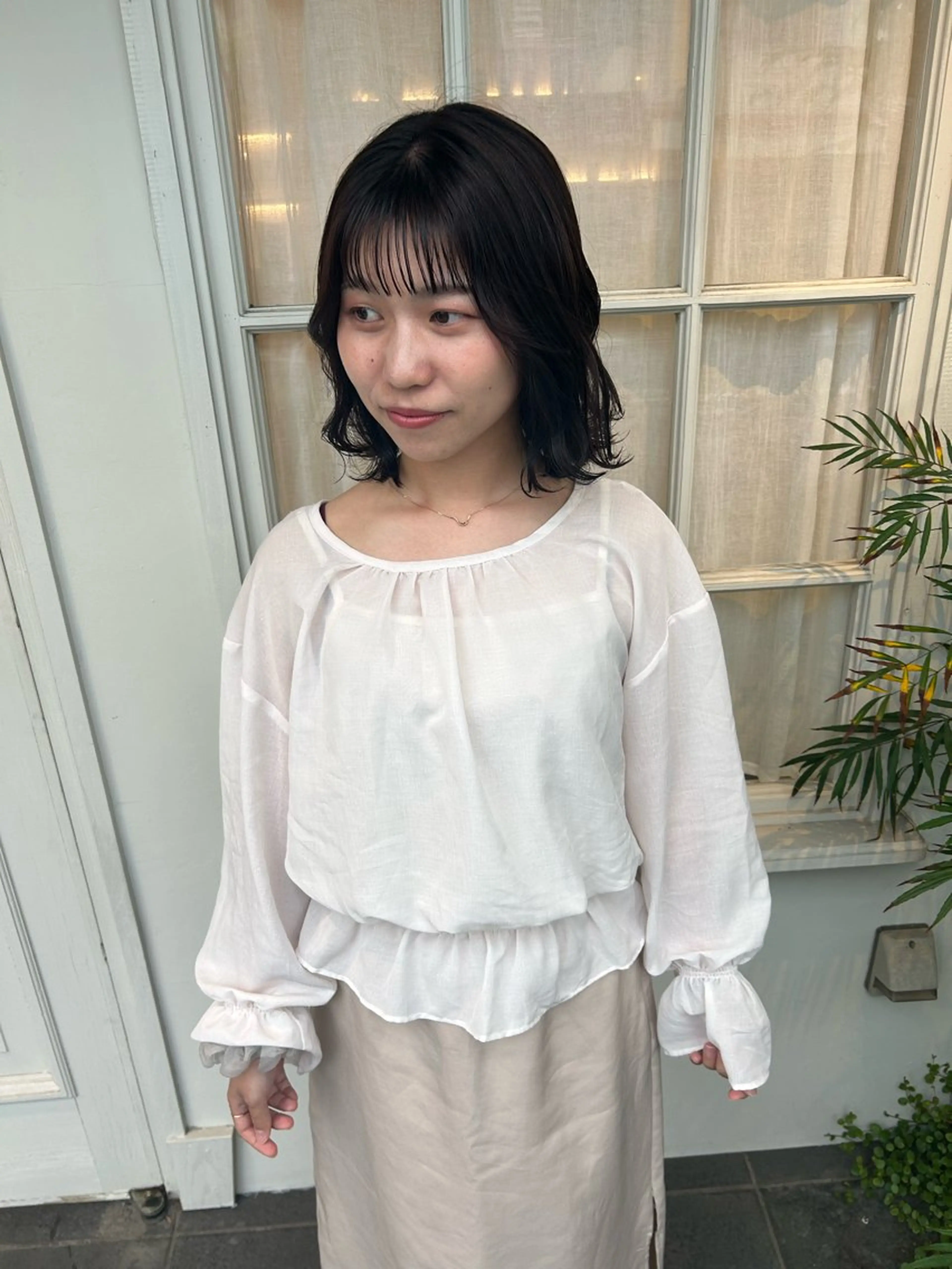 ミディアム カラー AGREE Momokaのヘアスタイル