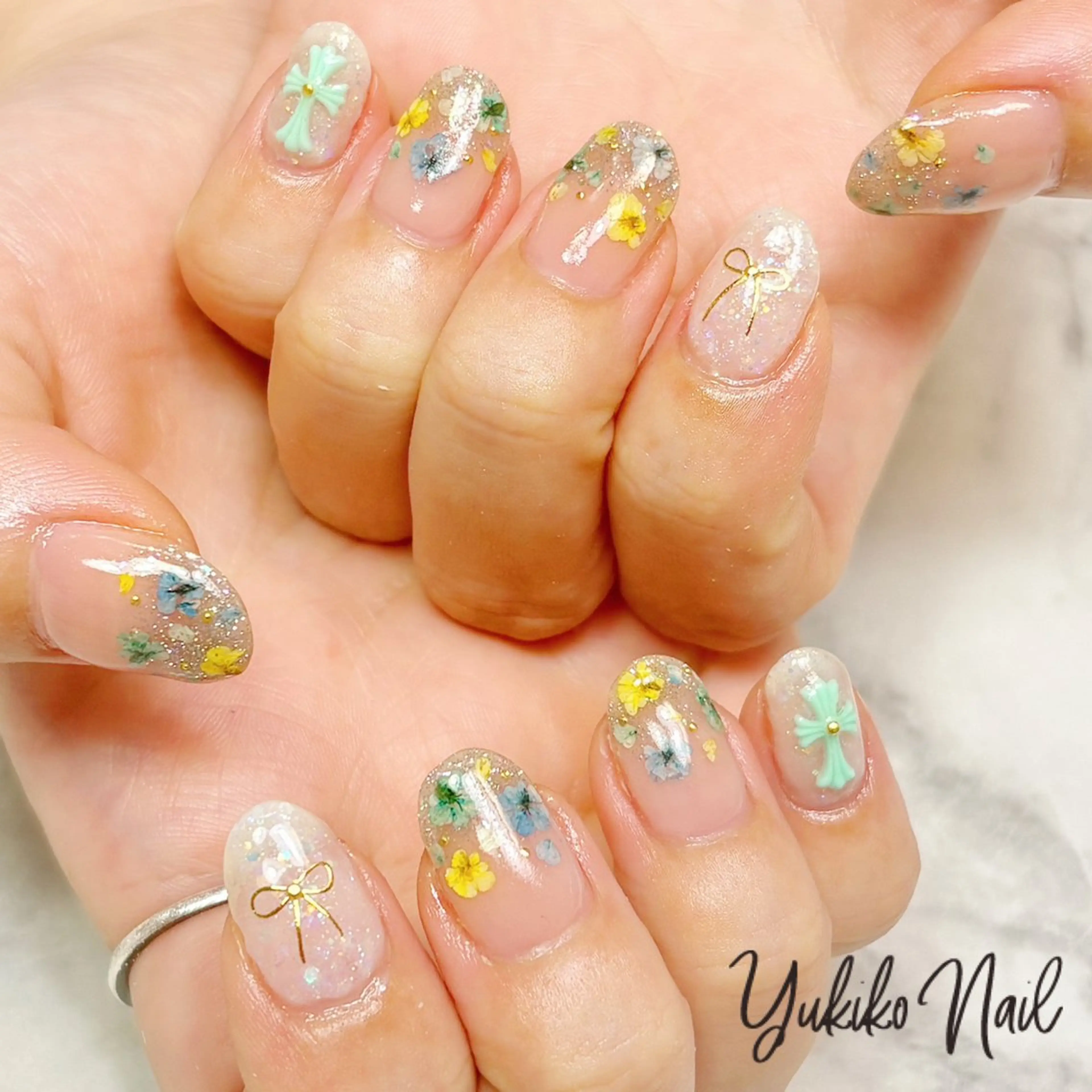 ネイル グラデーション 春ネイル ハンドネイル ユキコ ネイルのネイルデザイン