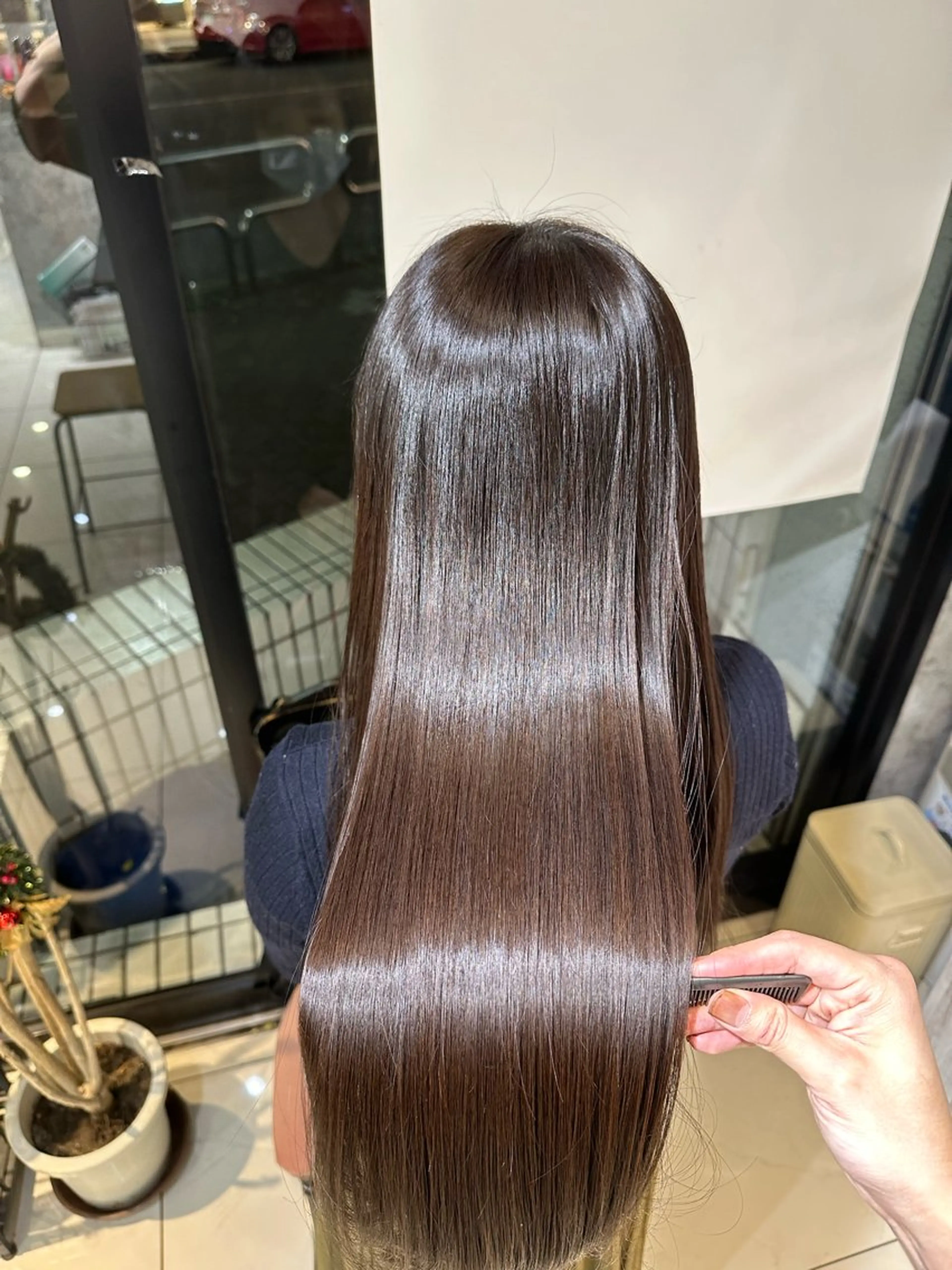 セミロング カラー 髪質改善× 白髪ぼかし溝江のヘアスタイル