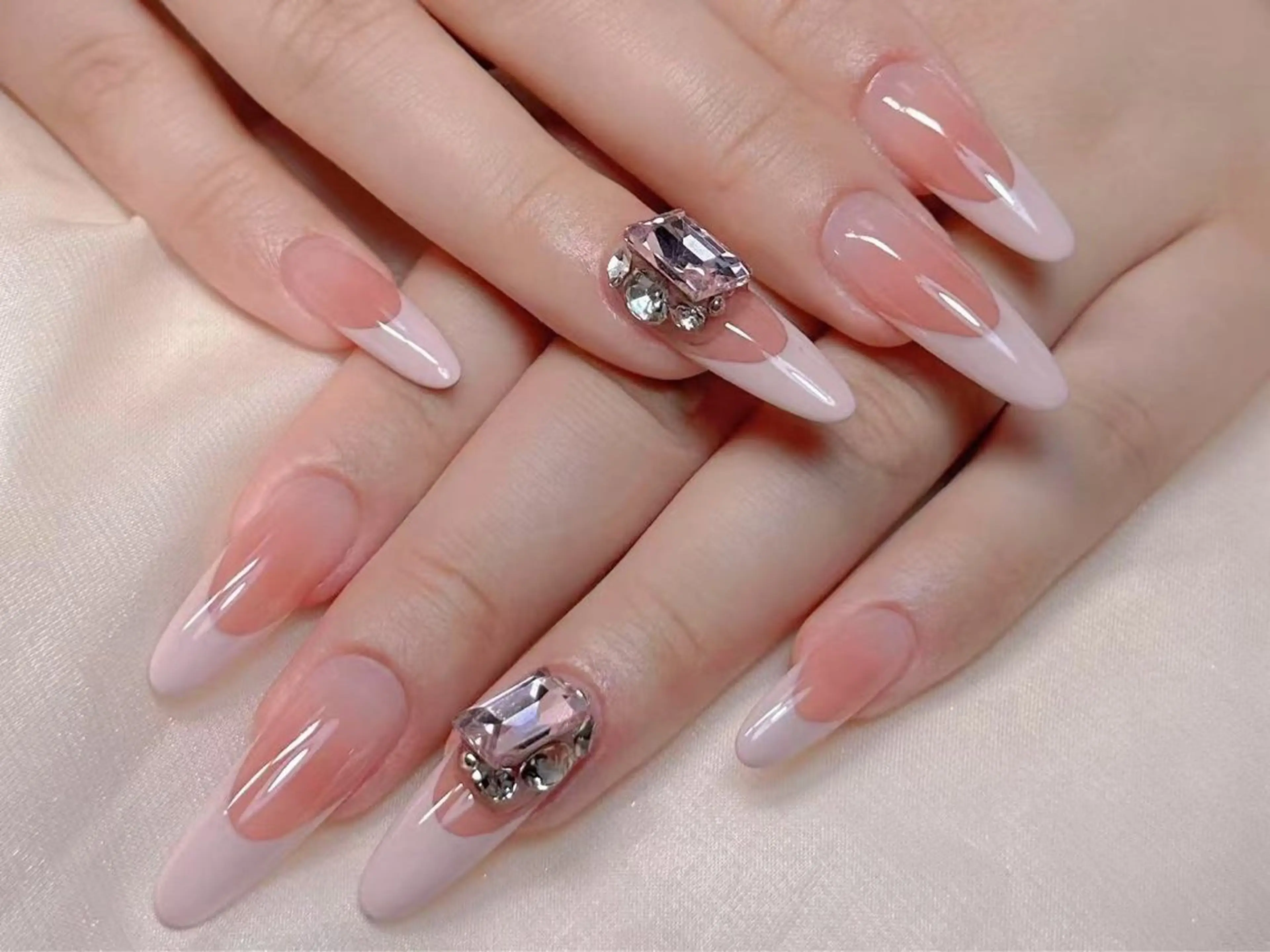 ネイル A KIのネイルデザイン