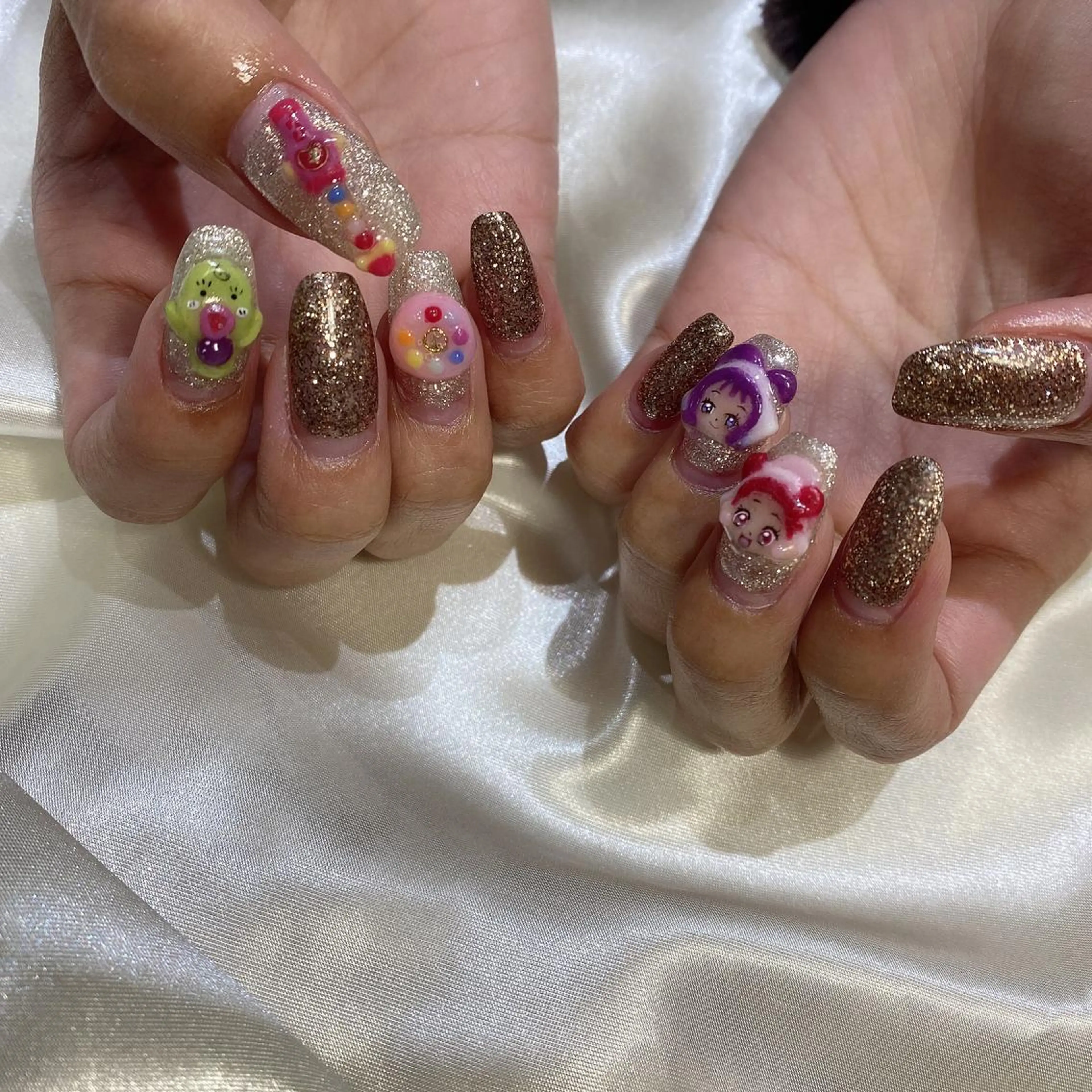 ネイル 西岡 杏のネイルデザイン