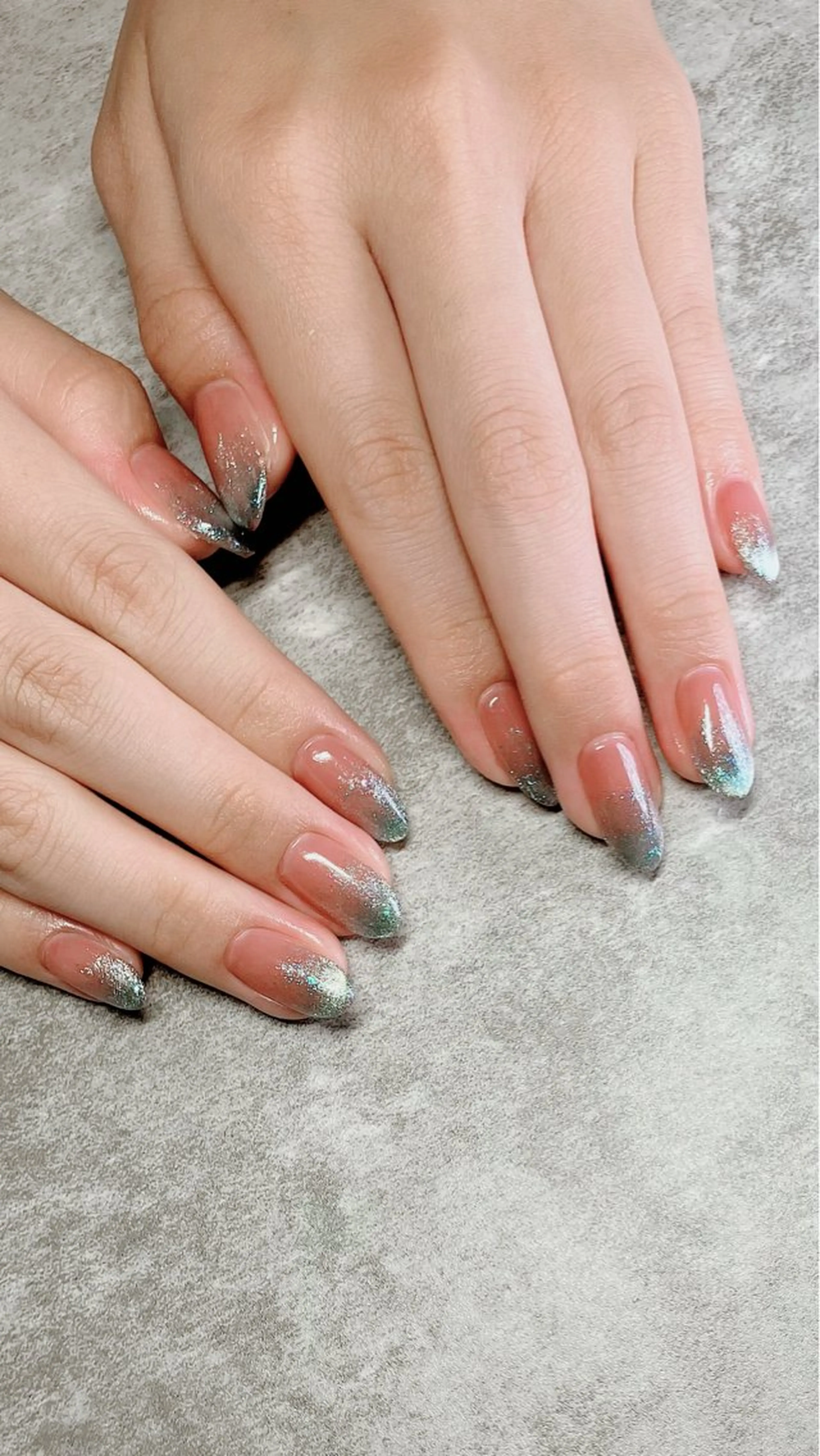 ネイル haleyume所属・shino🌟 痛ネイルのネイルデザイン