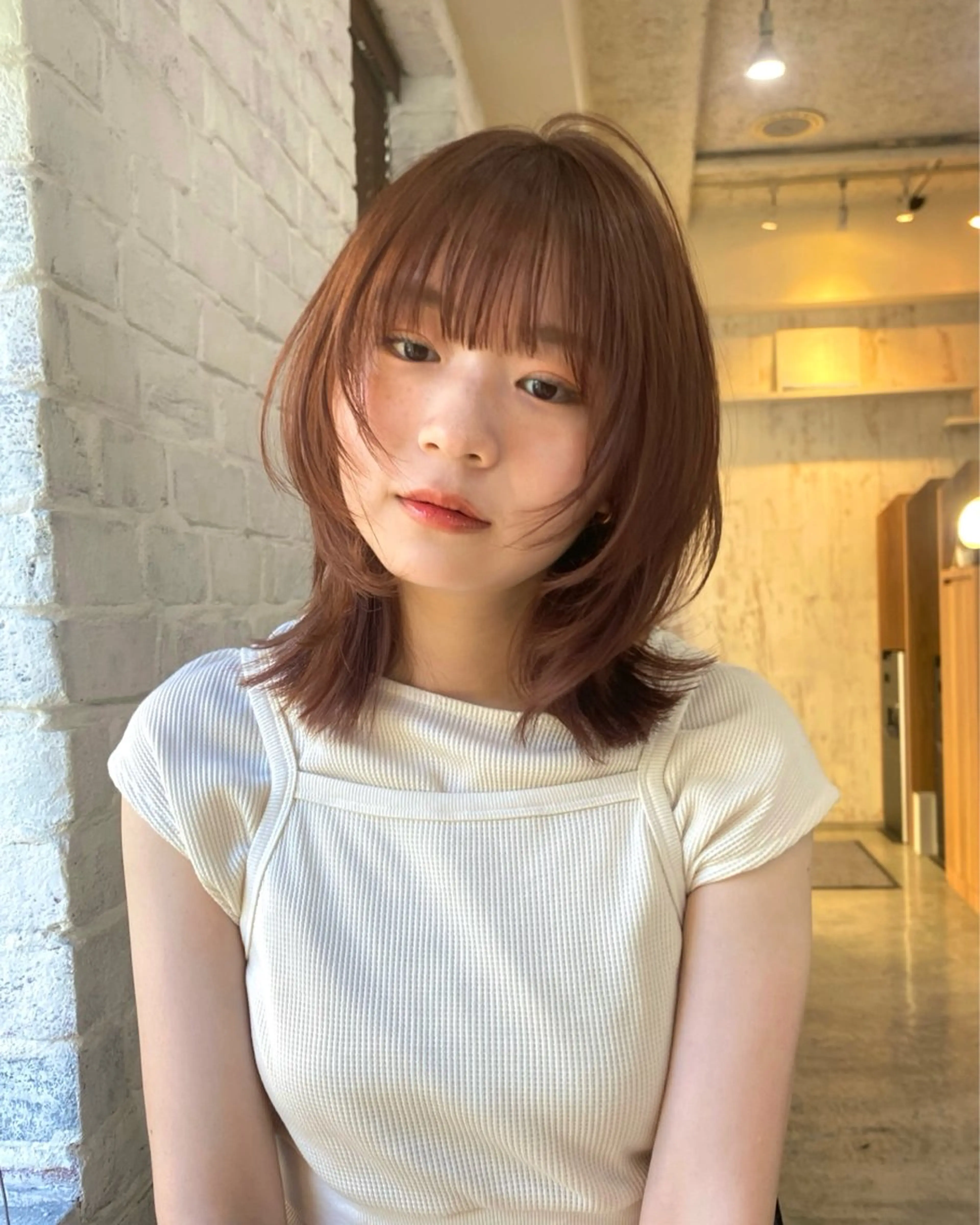 ミディアム レイヤーカット カット ヘアカラー トリートメント shiori/暖色/ レイヤー/似合わせのヘアスタイル