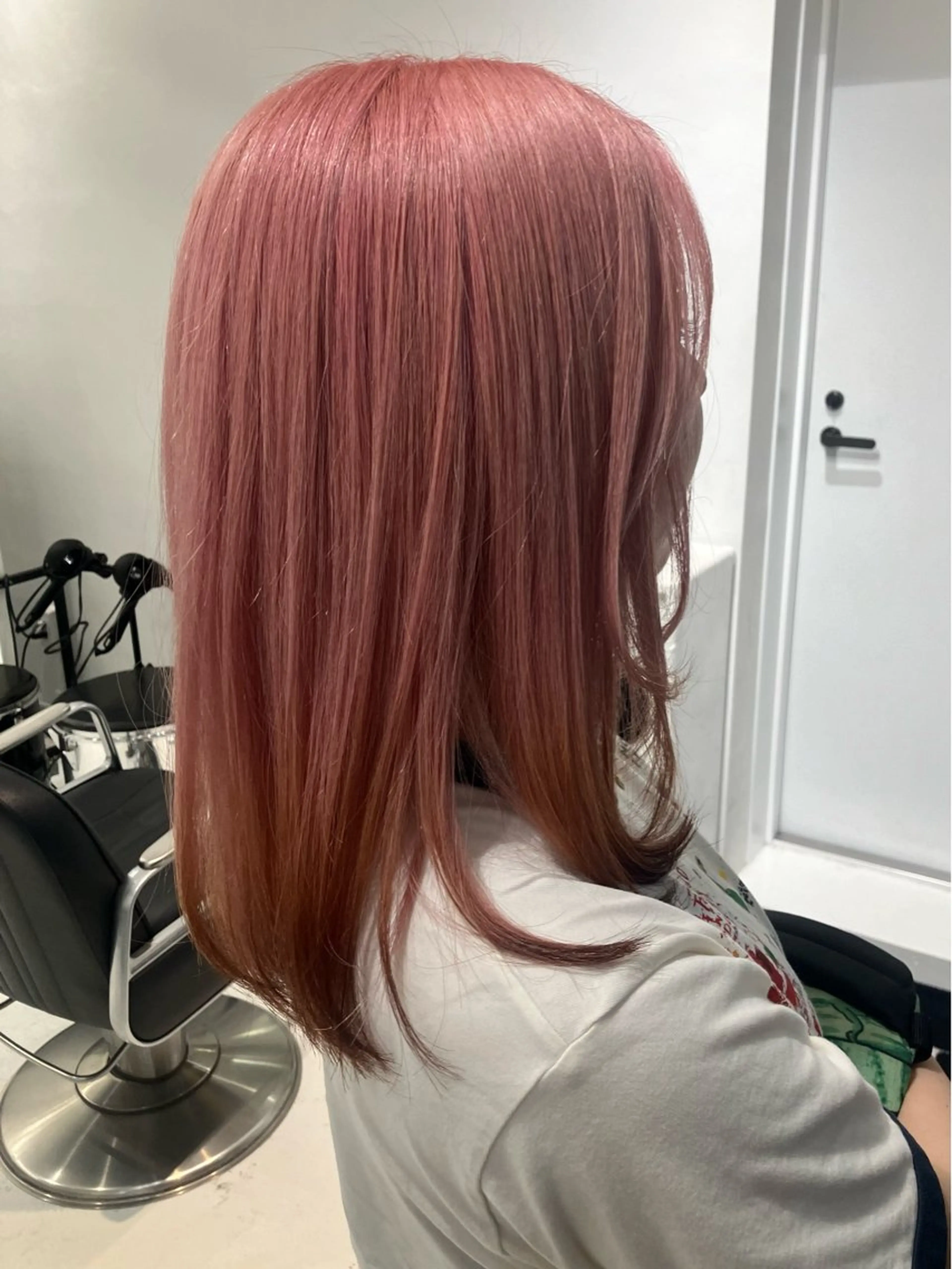 ミディアム カラー ブラウンカラー ピンクカラー カット ヘアカラー トリートメント ryuei /原宿のヘアスタイル