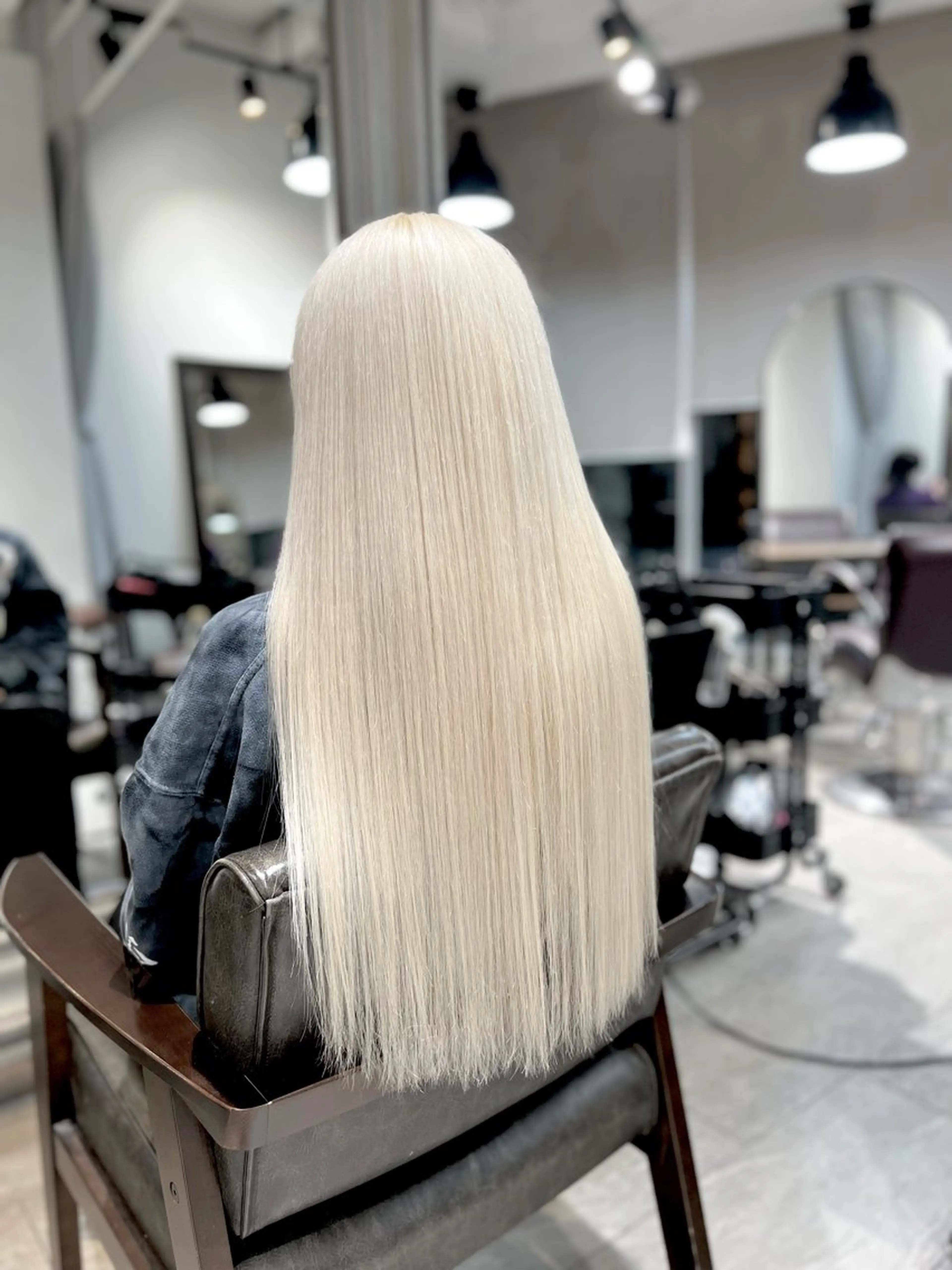 ロング カラー ヘアアレンジ ヘアカラー トリートメント ヘアセット 🌈インナーカラー ‘ショウマ’🌈のヘアスタイル