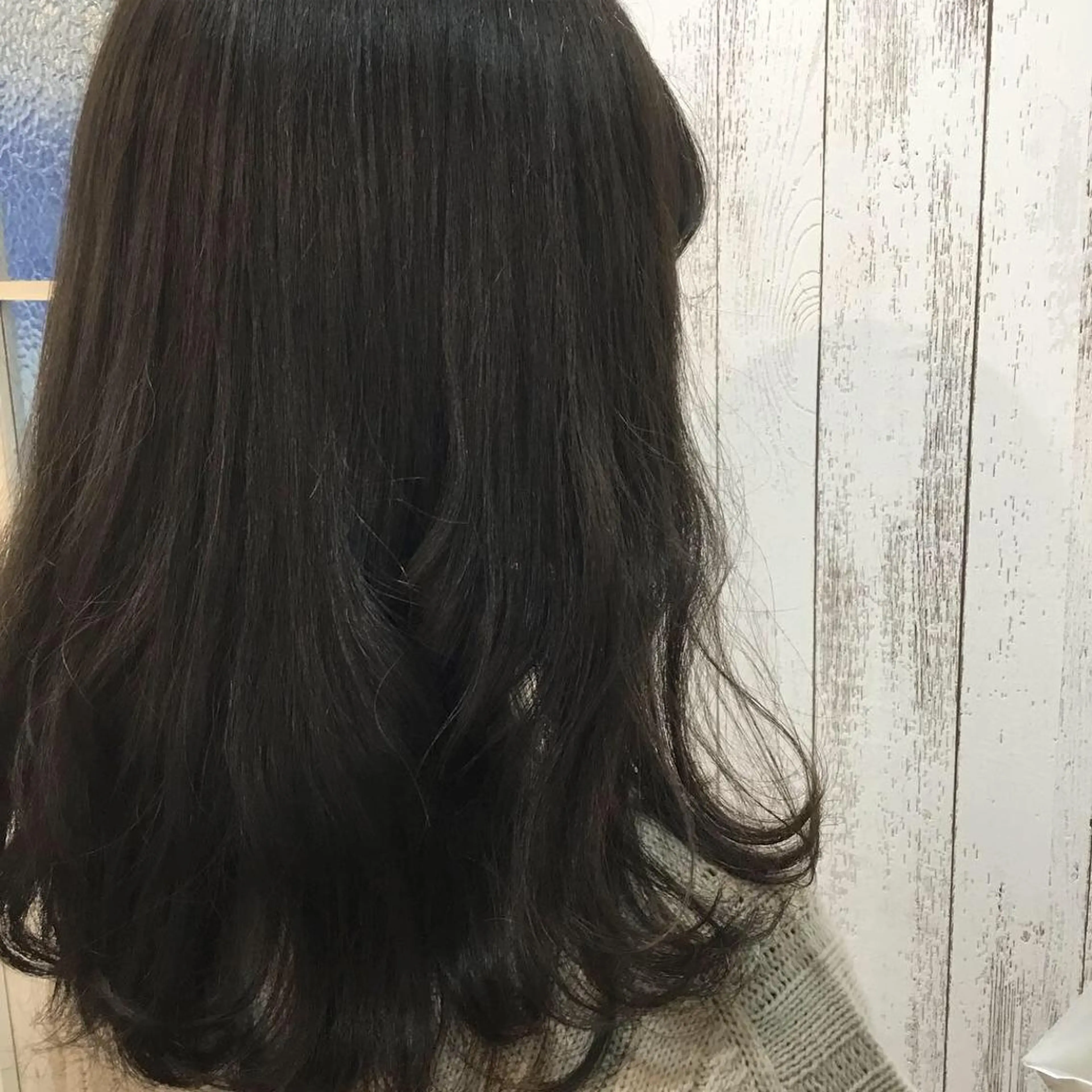 セミロング カラー パーマ 金崎 新吾のヘアスタイル