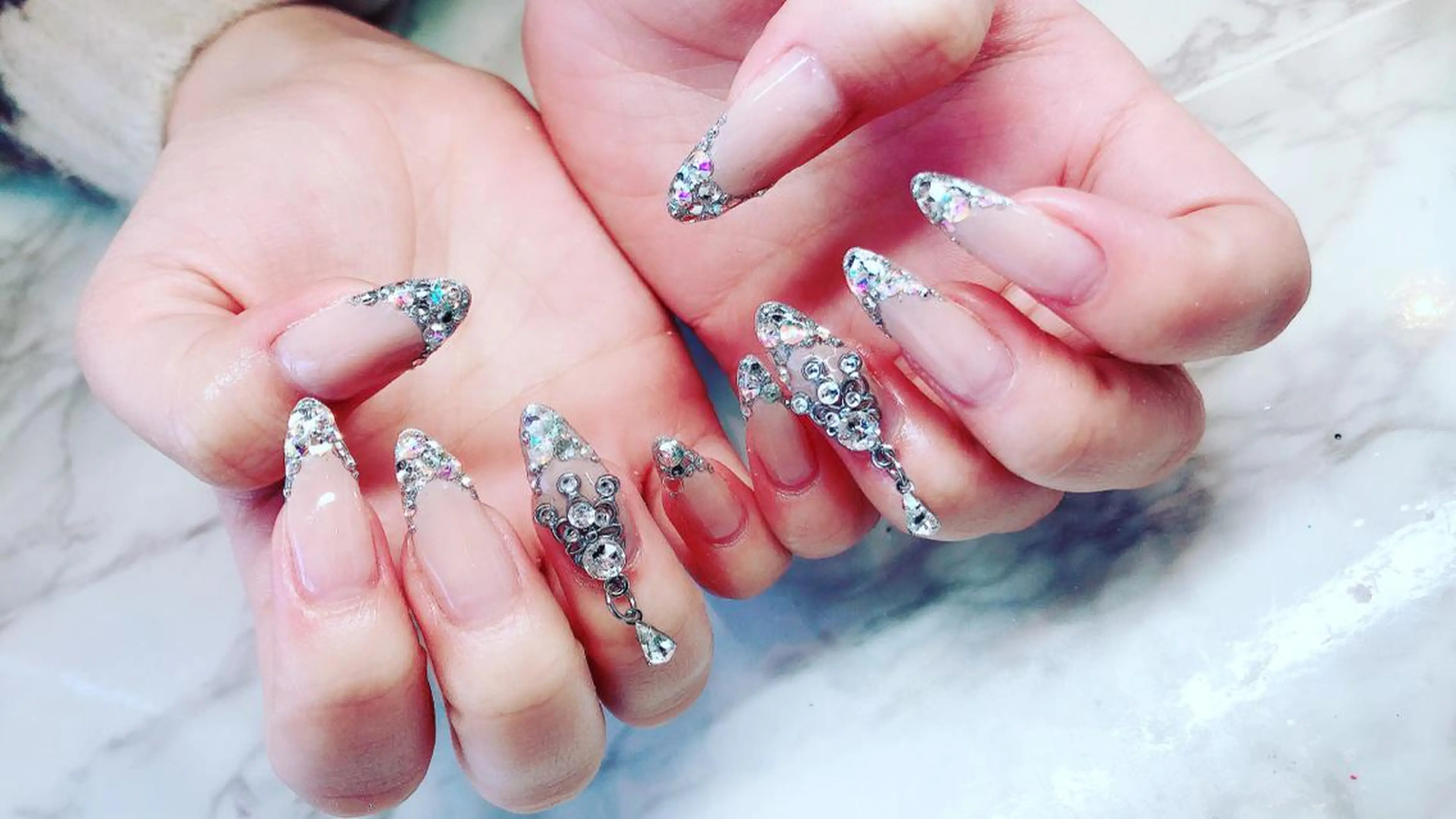 ネイル noix nail &eyeのネイルデザイン