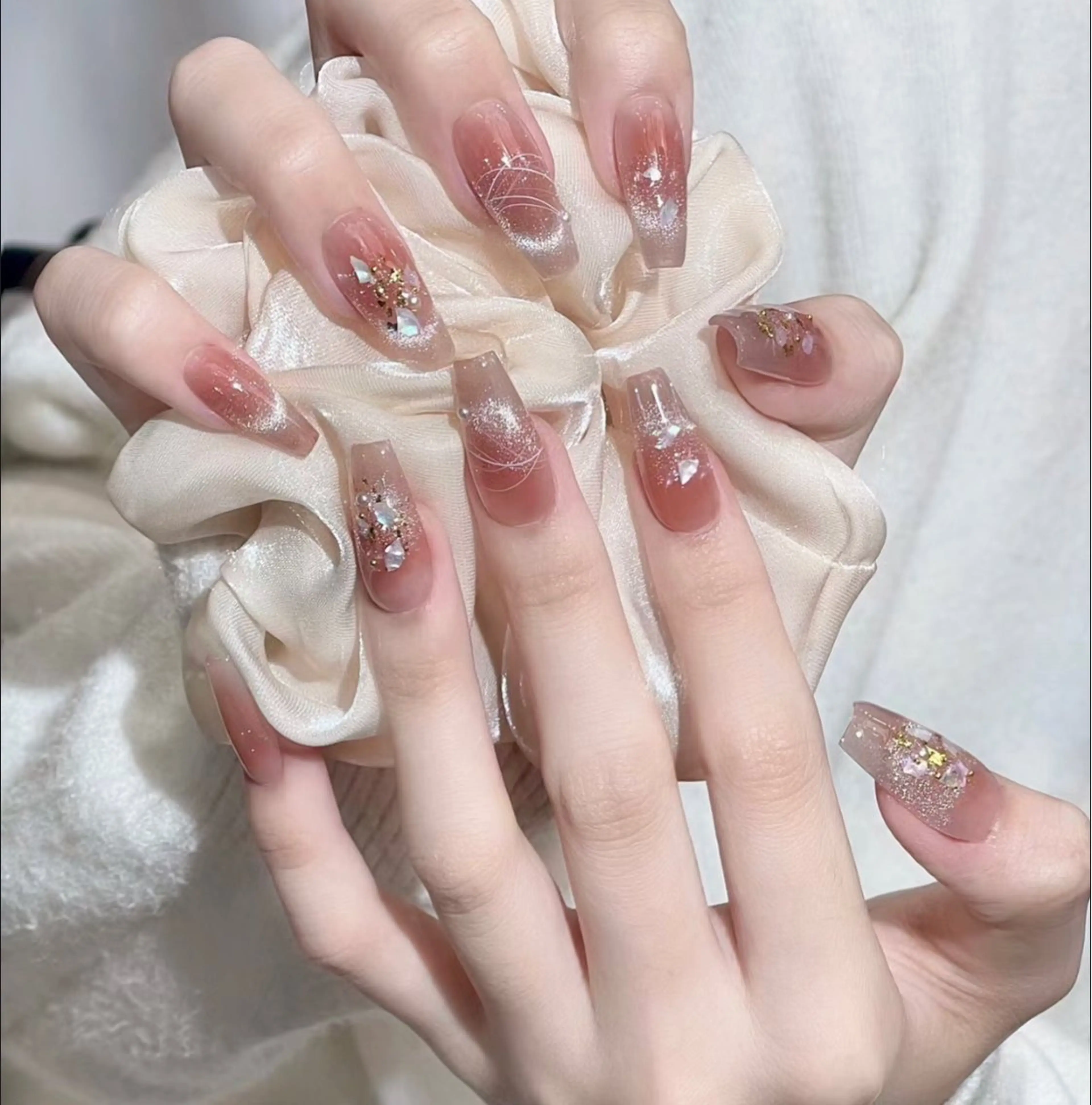 ネイル LULU Nail salonみどりのネイルデザイン
