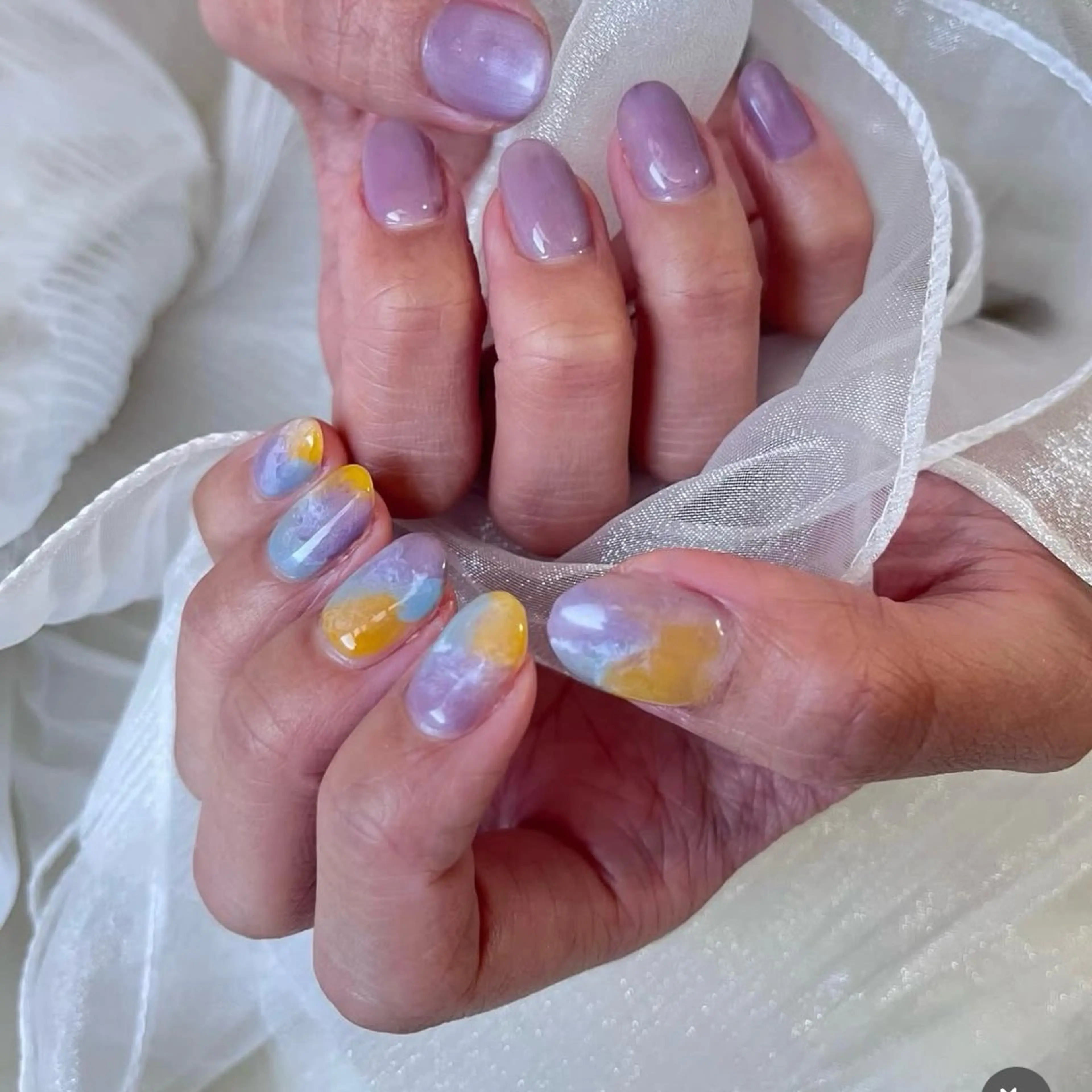 ネイル ニュアンスネイル 春ネイル shiki_nail 🪐のネイルデザイン