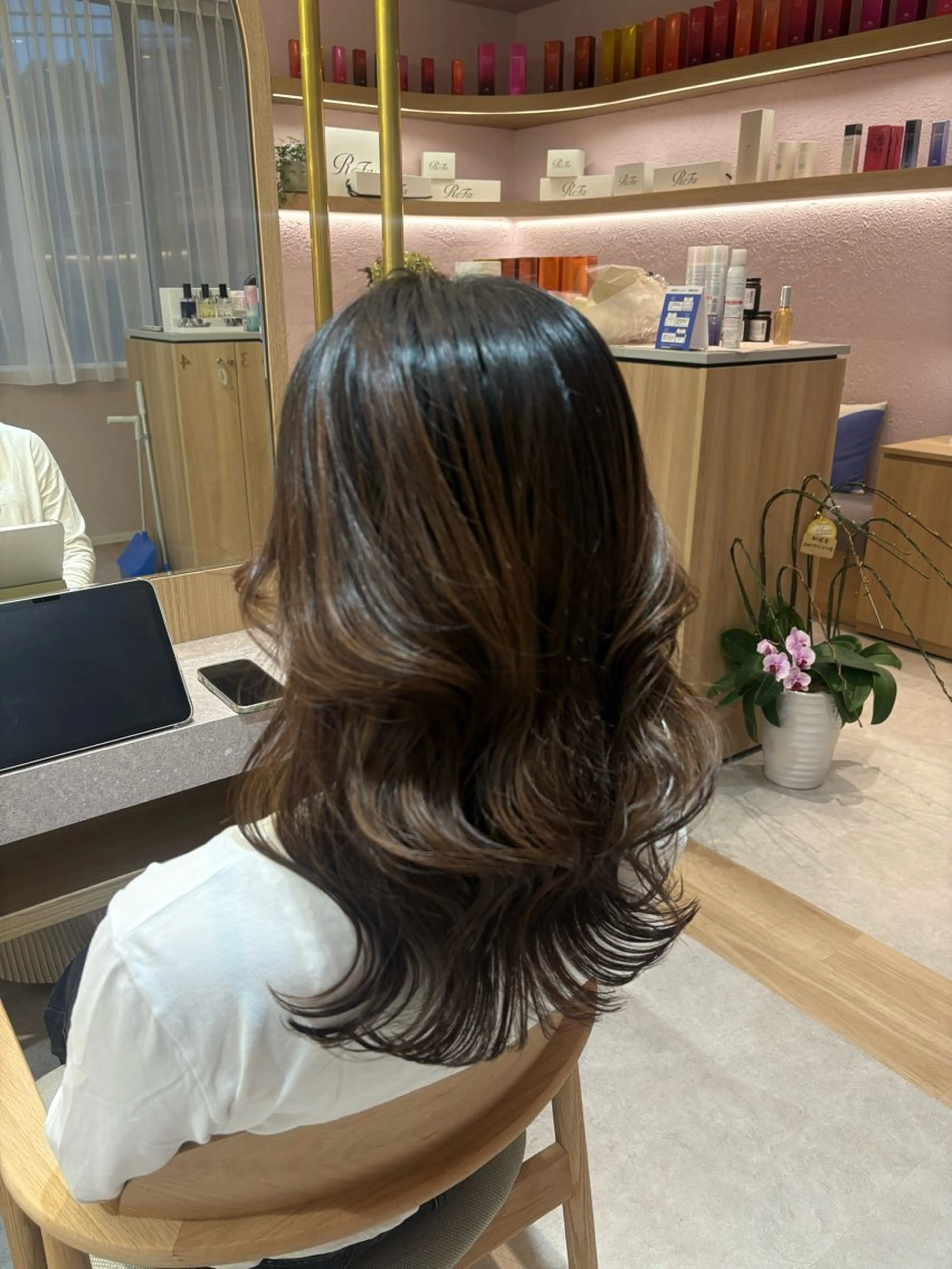 ロング merc.谷本 澪のヘアスタイル