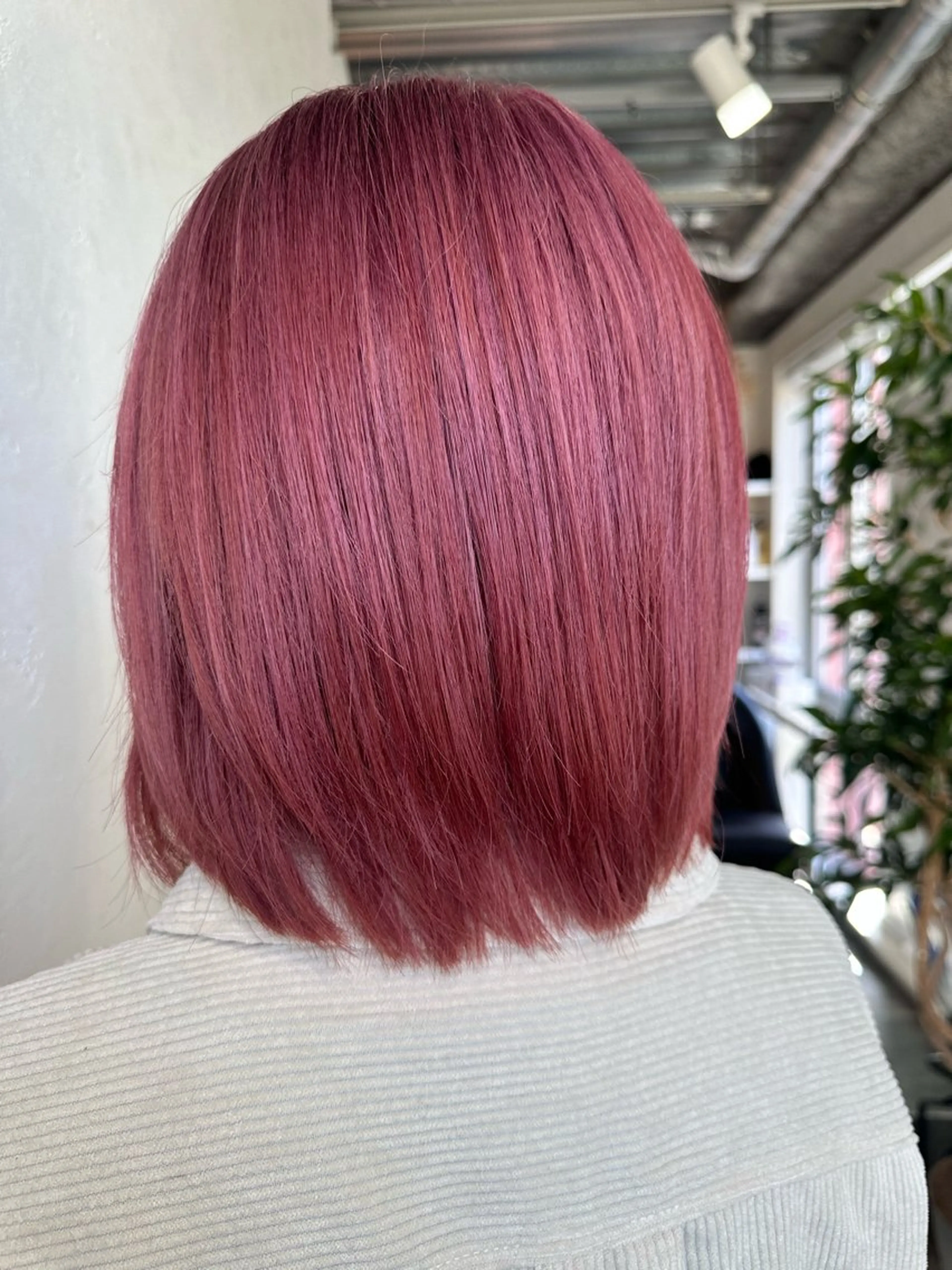 ミディアム ショートボブ アッシュ アッシュブラック レッドブラウン ボブ うる艶カラー美容師 ayumiのヘアスタイル