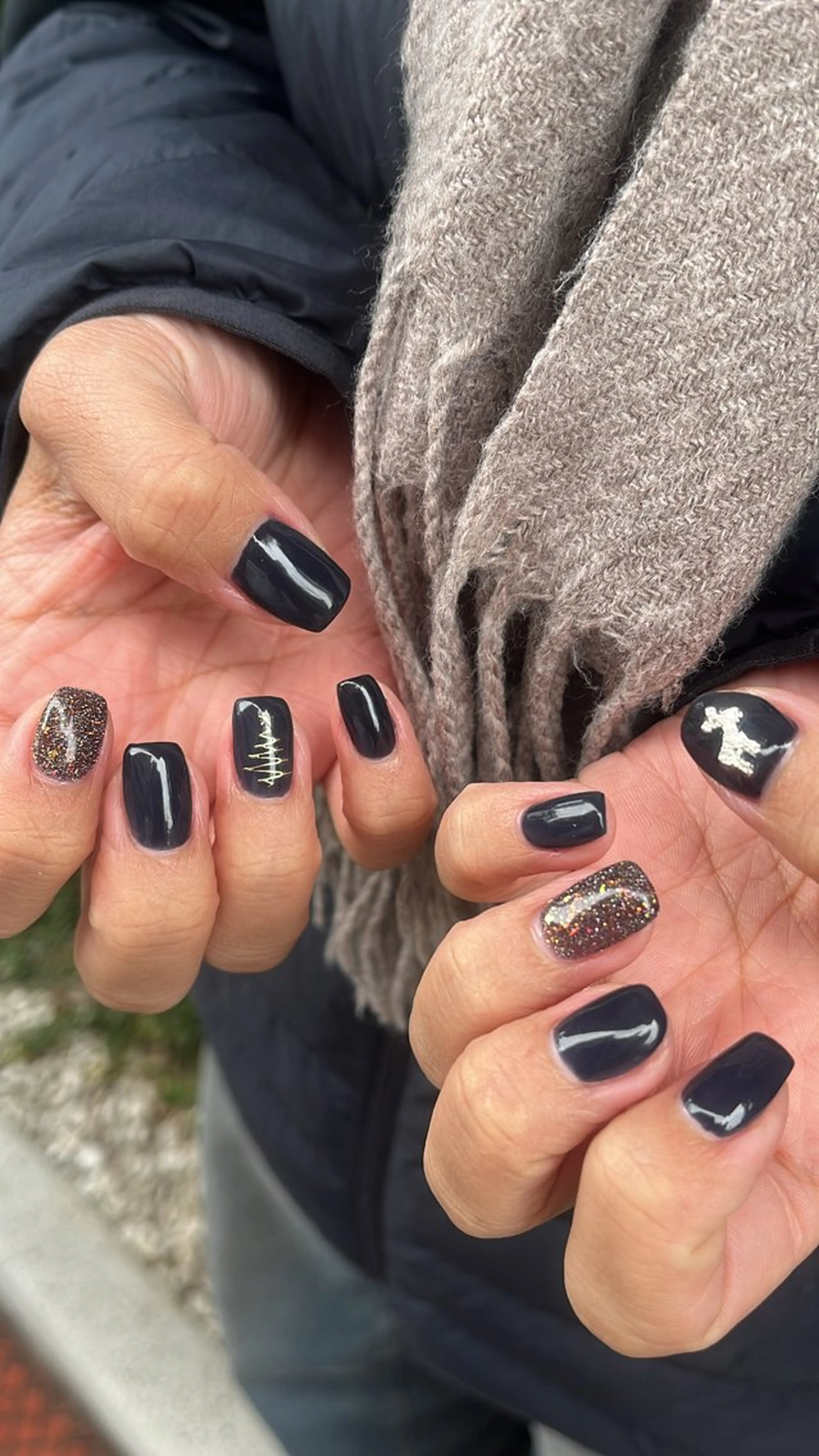 ネイル ニュアンスネイル シンプルネイル 冬ネイル クリスマス ハンドネイル SAKU nail 作島茜のネイルデザイン