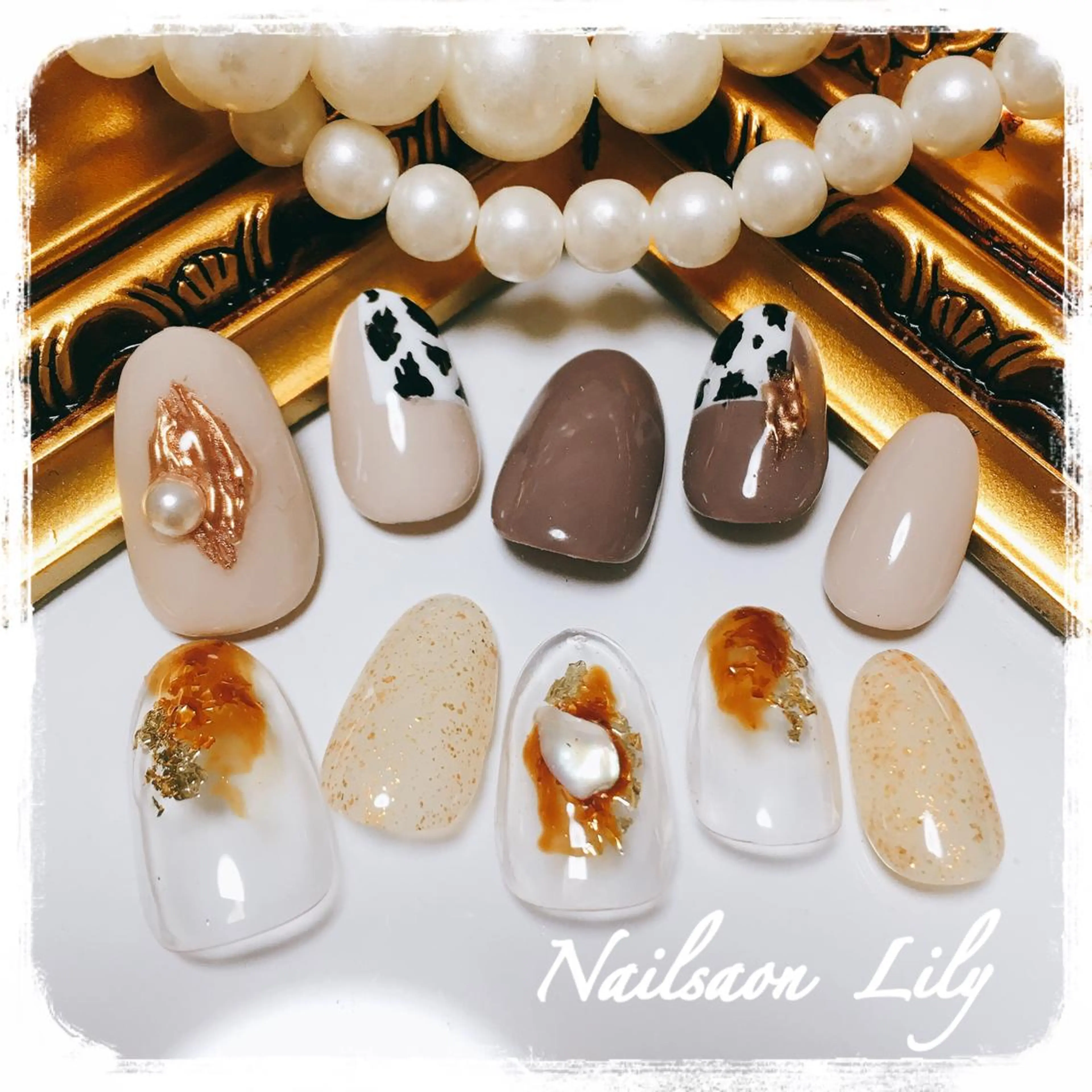 ネイル シンプルネイル Lily*nail 🌻Mii🌻のネイルデザイン