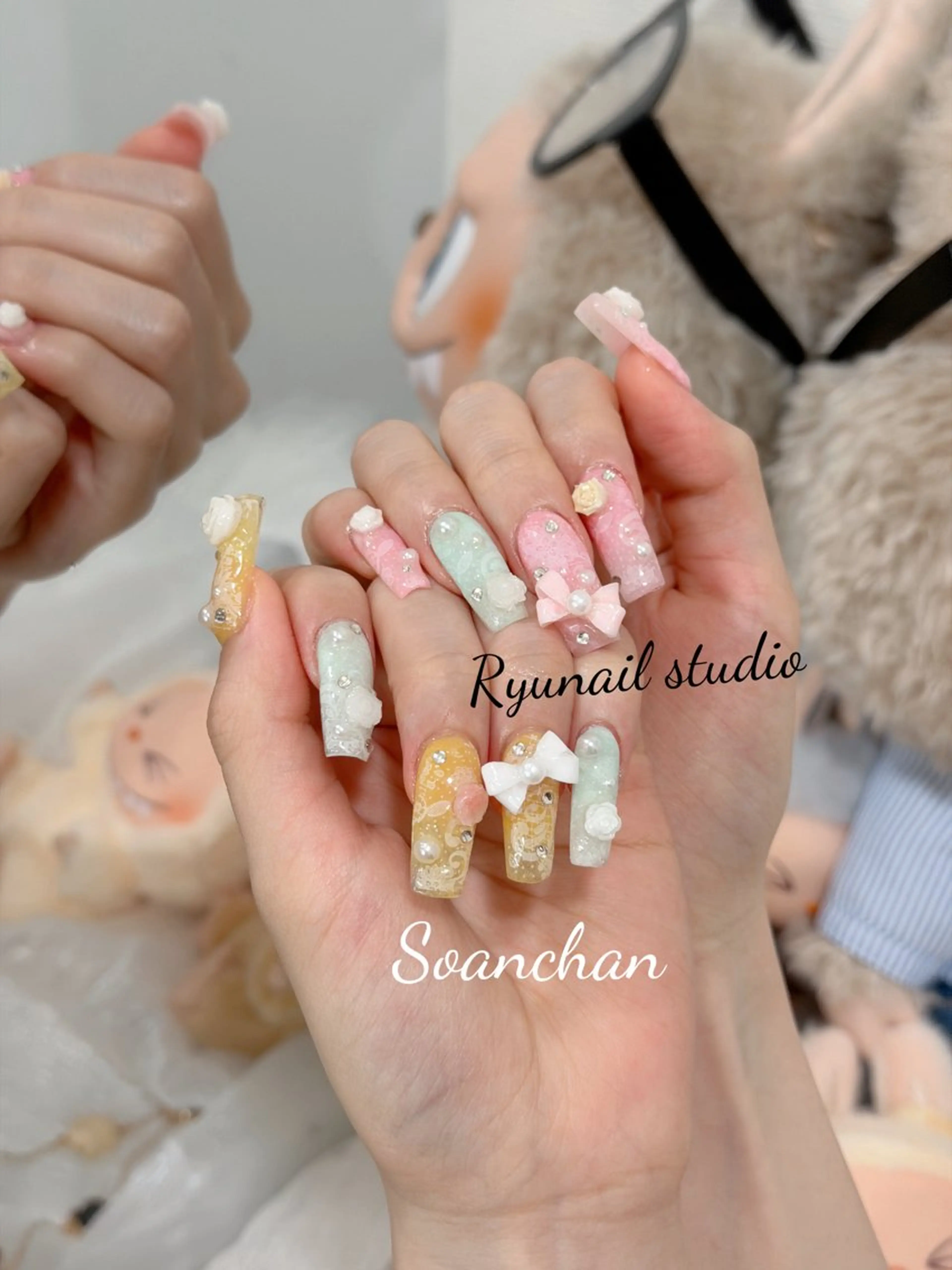ネイル アートネイル ジェルネイル マグネットネイル ニュアンスネイル シンプルネイル ハンドネイル Ryu Nail NekoChanのネイルデザイン