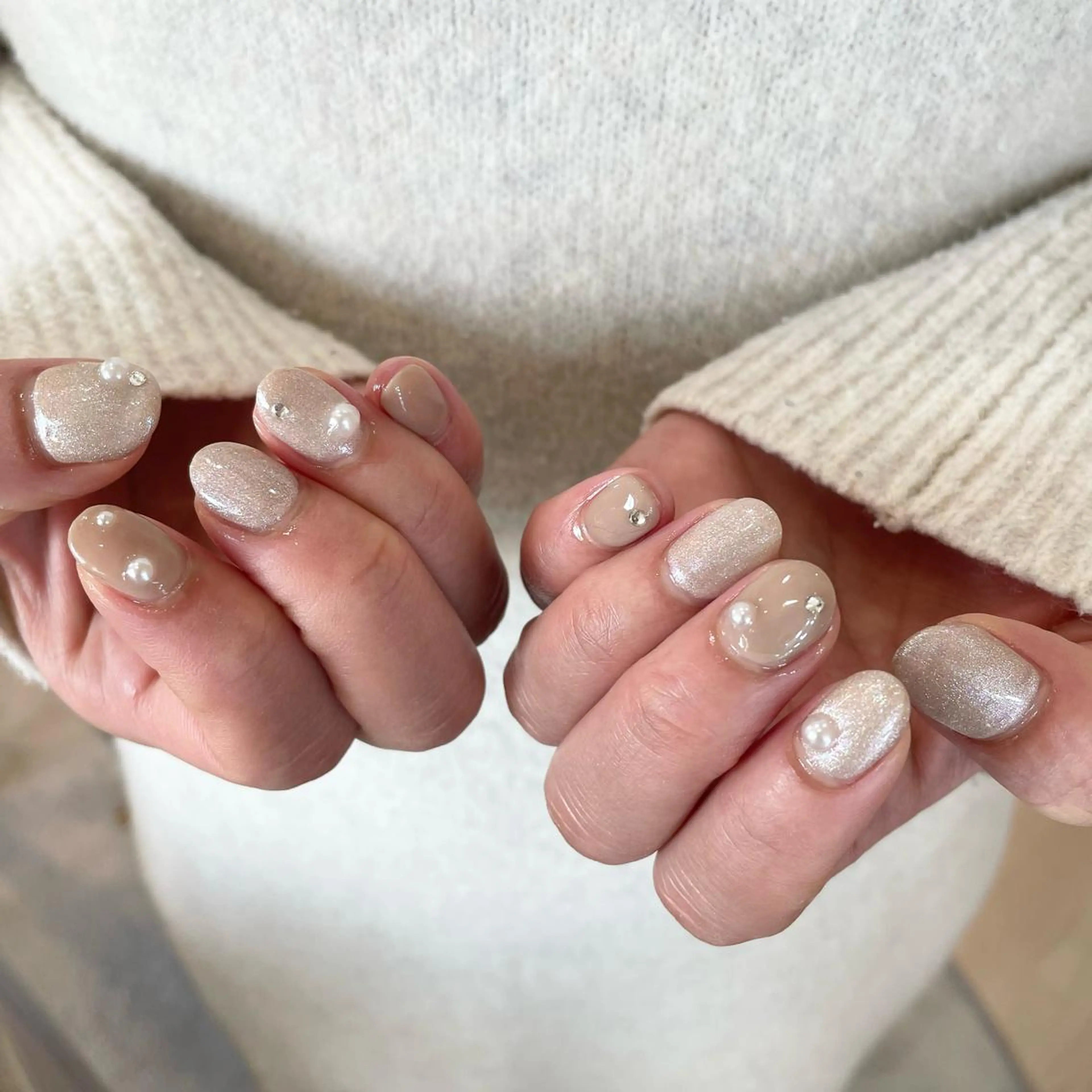 ネイル キラキラネイル マグネットネイル Nail Salon Gummi.のネイルデザイン