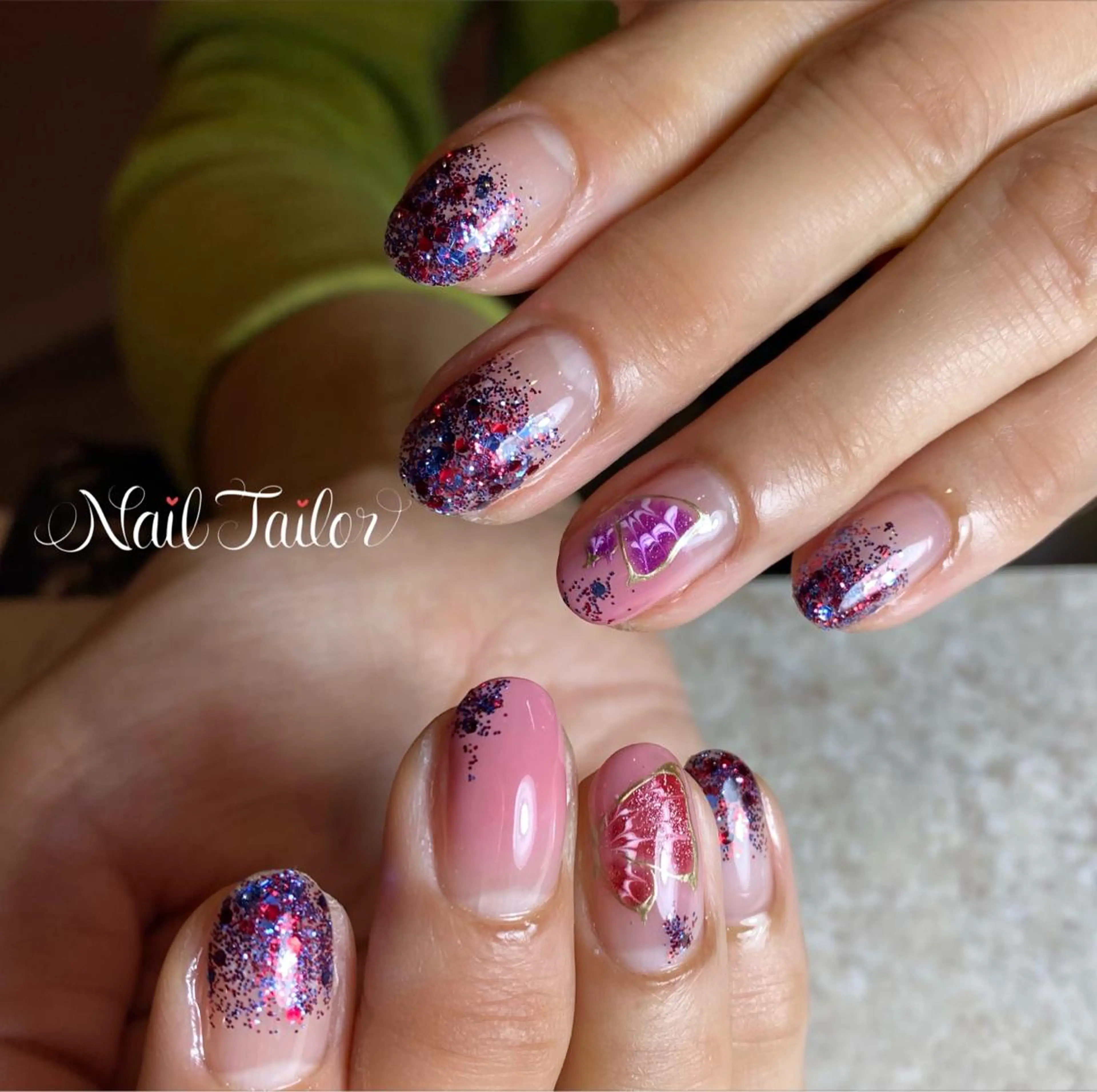 ネイル アートネイル 長さ出し ジェルネイル グラデーション ラメ(グリッター) ハンドネイル NailTailor ネイルテイラーのネイルデザイン