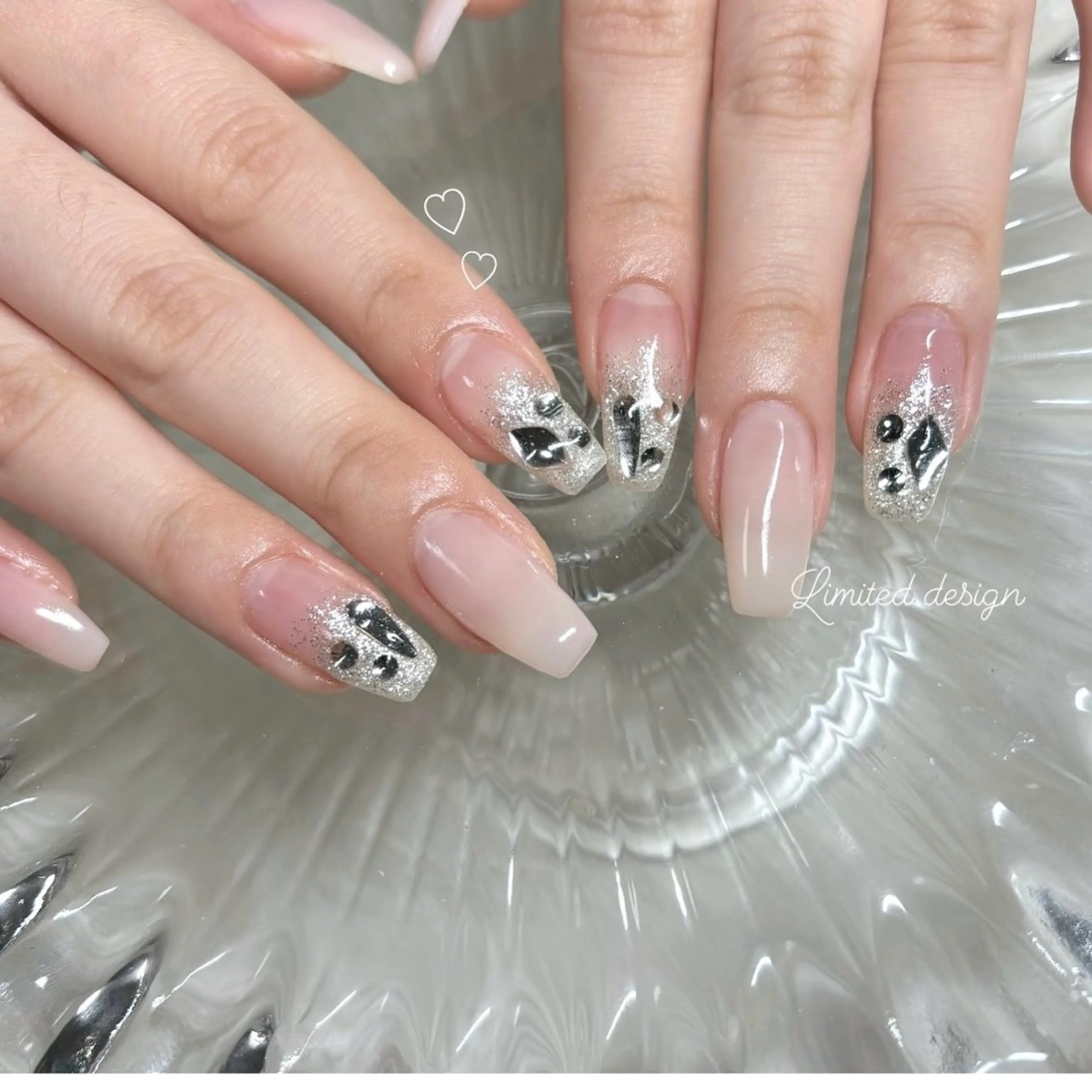 ネイル ハンドネイル Sii nail 🤍SAKIのネイルデザイン