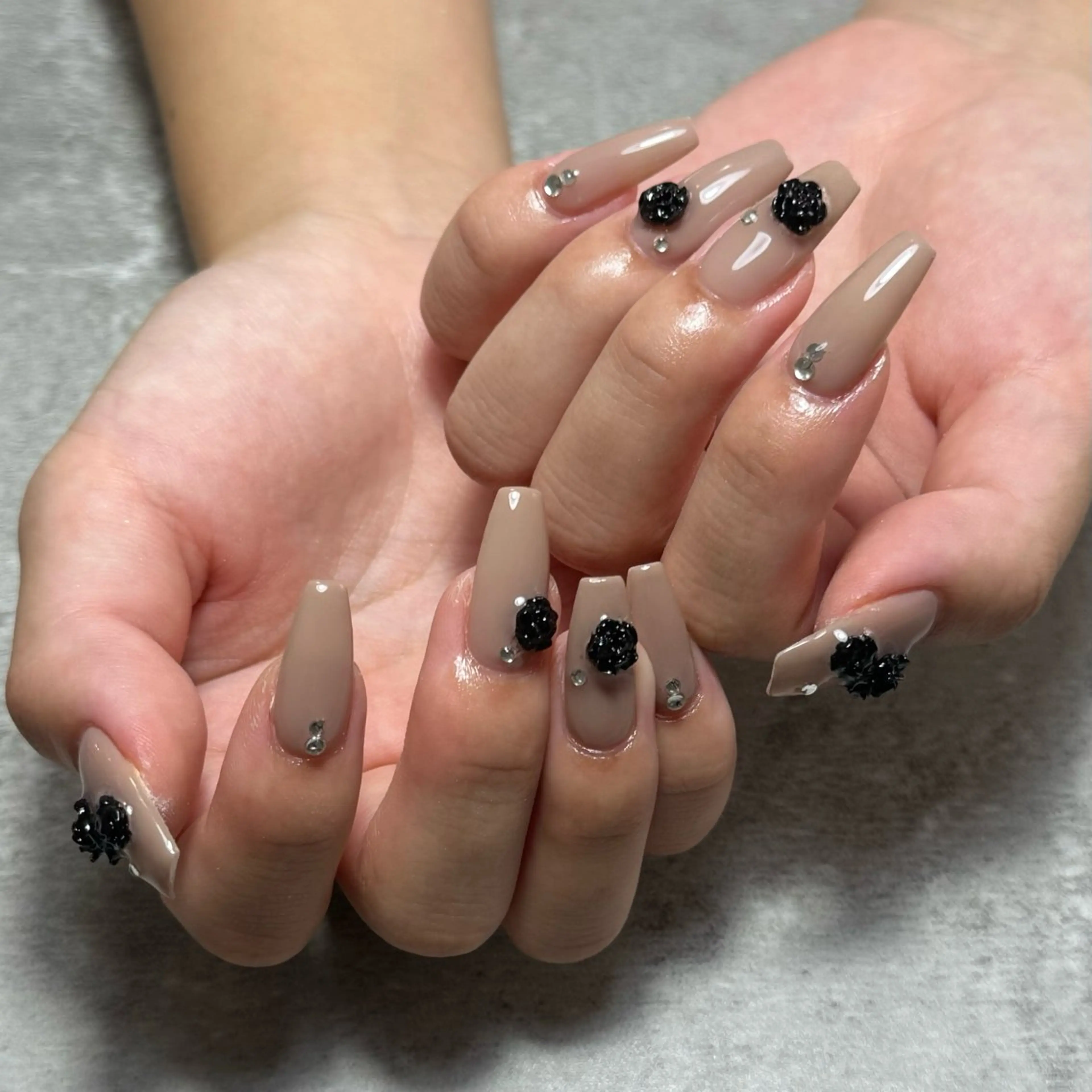 ネイル ハンドネイル NAIL303 🛼 SHIORIのネイルデザイン