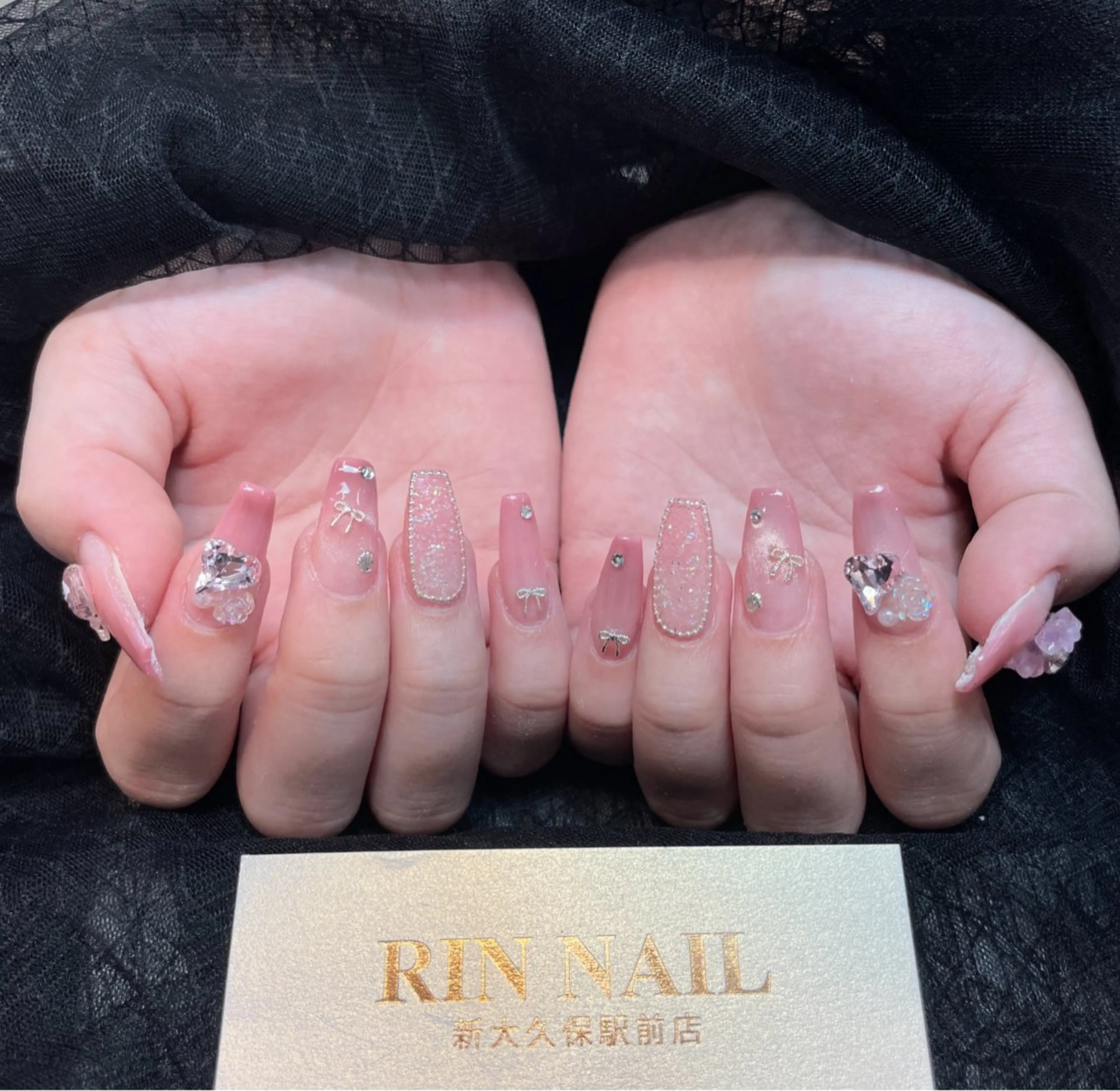 ネイル フレンチネイル ジェルネイル 韓国ネイル マグネットネイル ネイルチップ Rin Nail 新大久保店のネイルデザイン