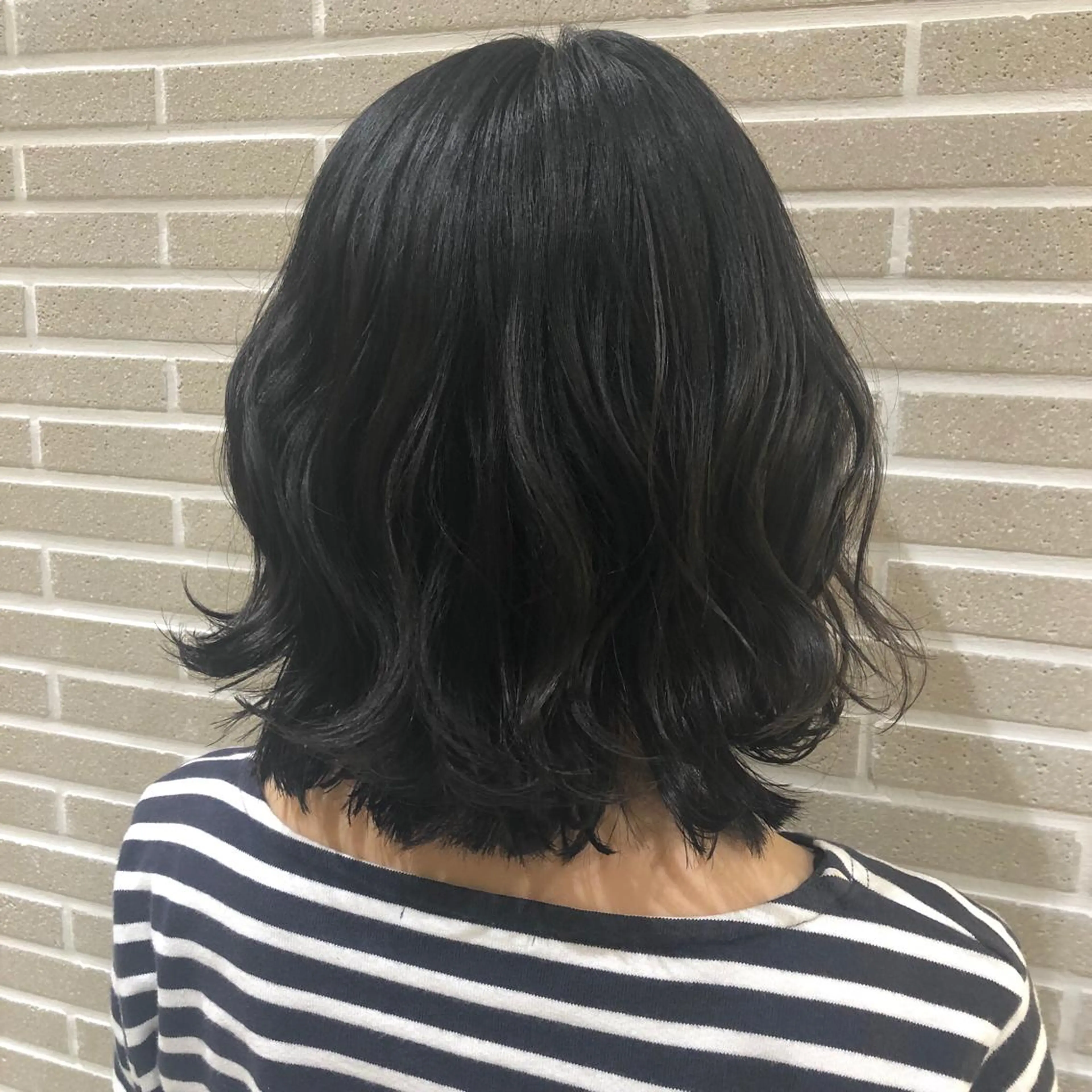 ミディアム 植田 菜月のヘアスタイル