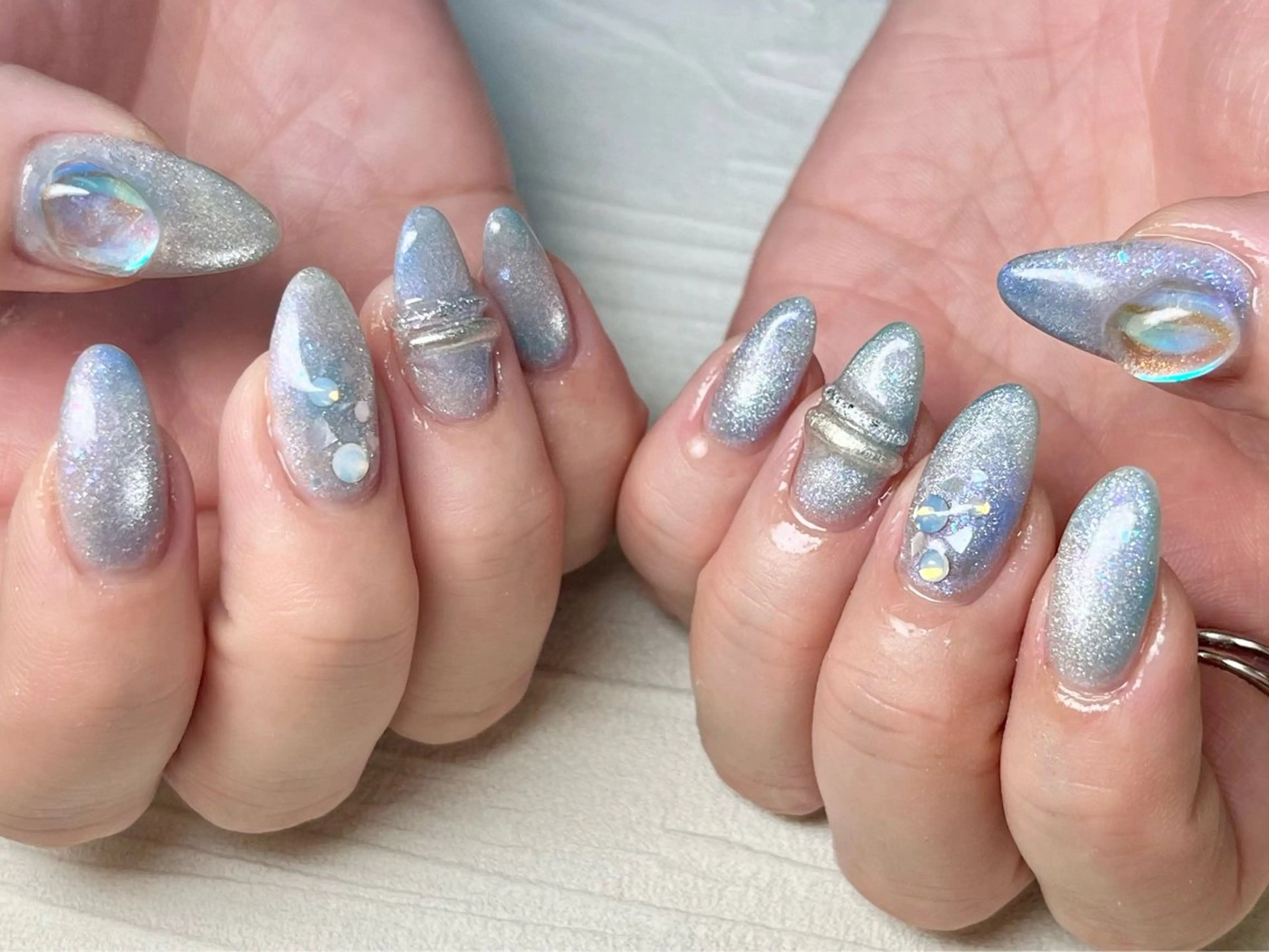 ネイル Queennail 北堀江Yumiのネイルデザイン