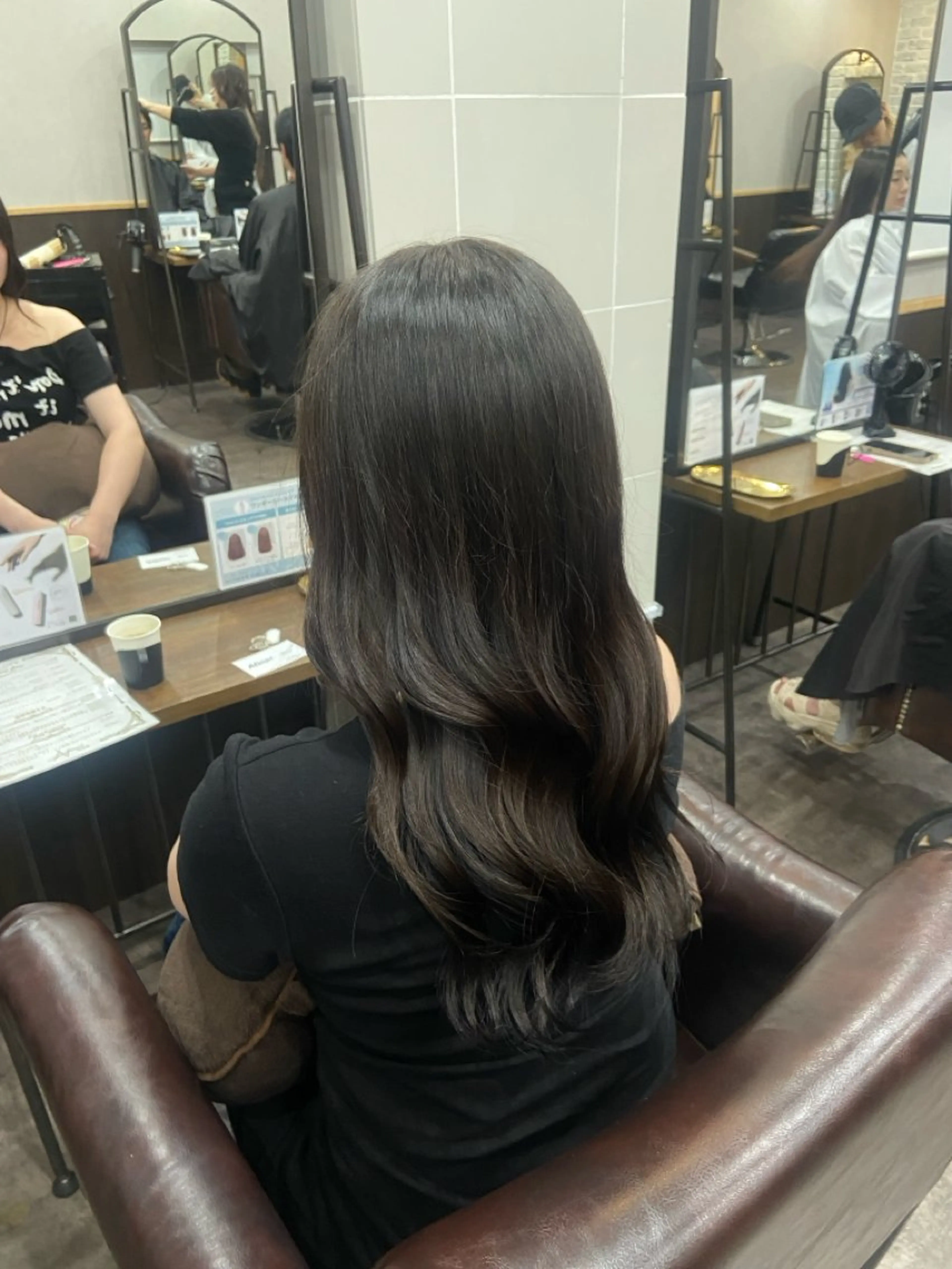 カラー Mejia Riseのヘアスタイル