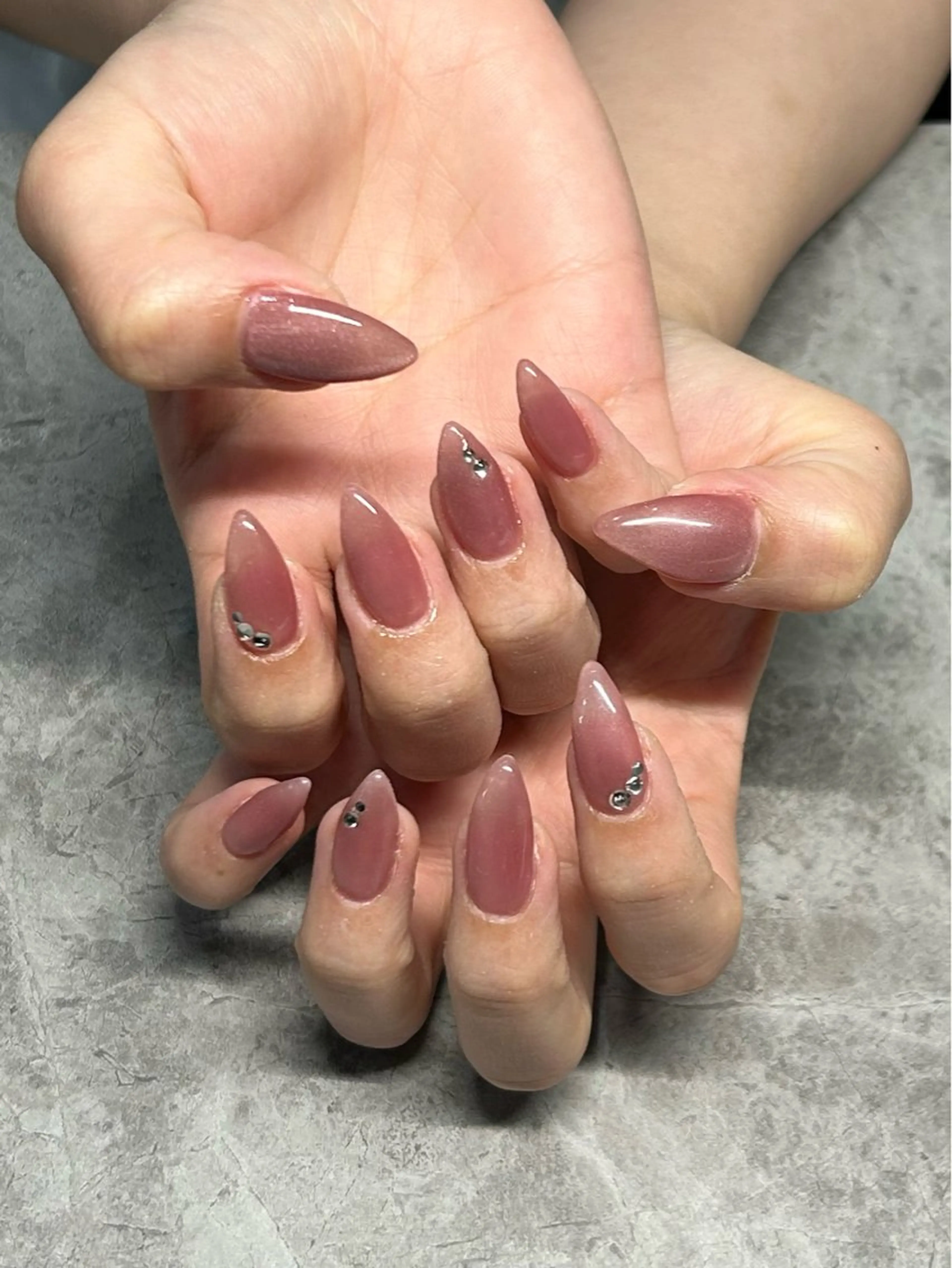 ネイル ハンドネイル IROHA NAIL 愛音のネイルデザイン