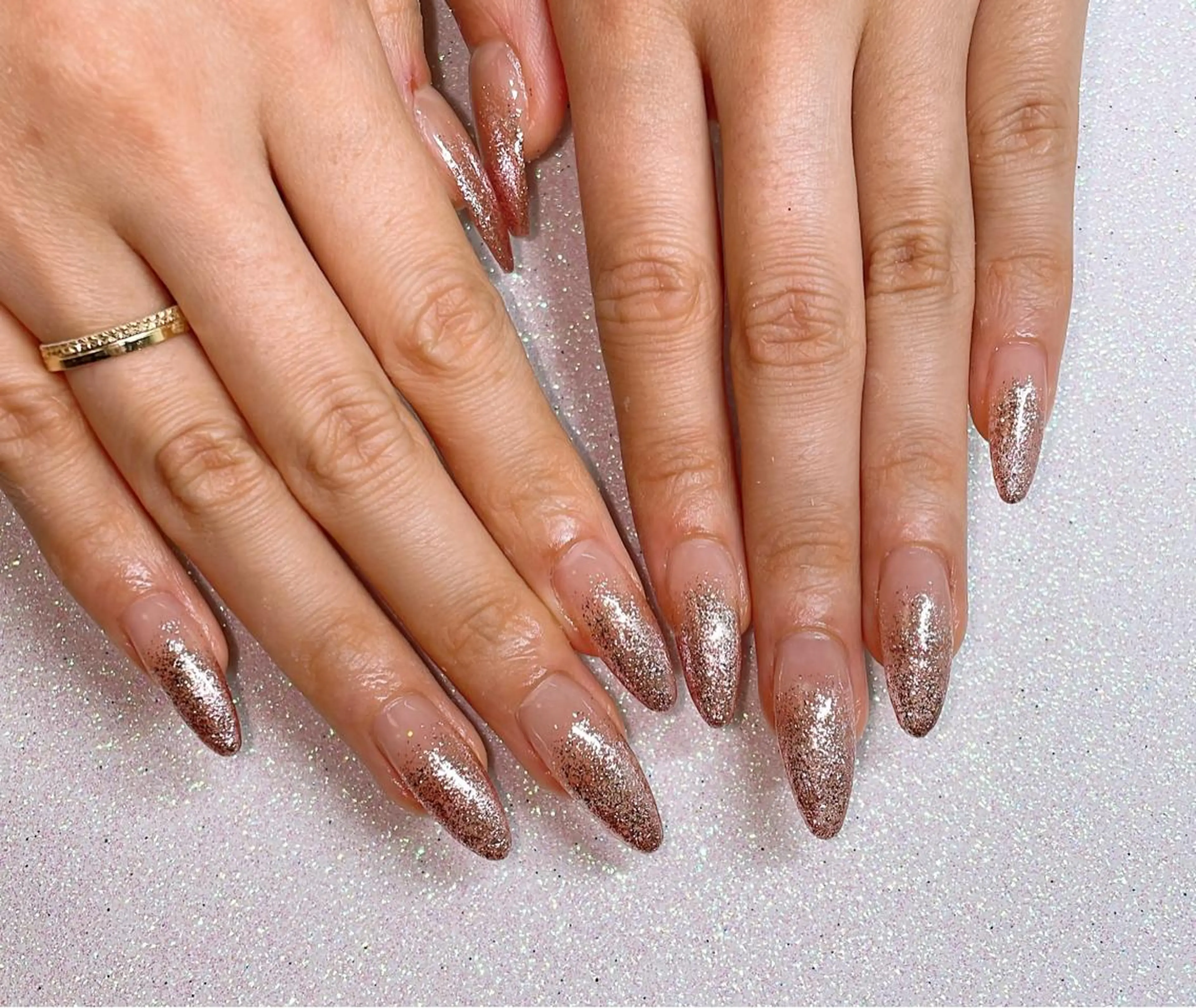 ネイル VIERU 🌈🎀💖のネイルデザイン