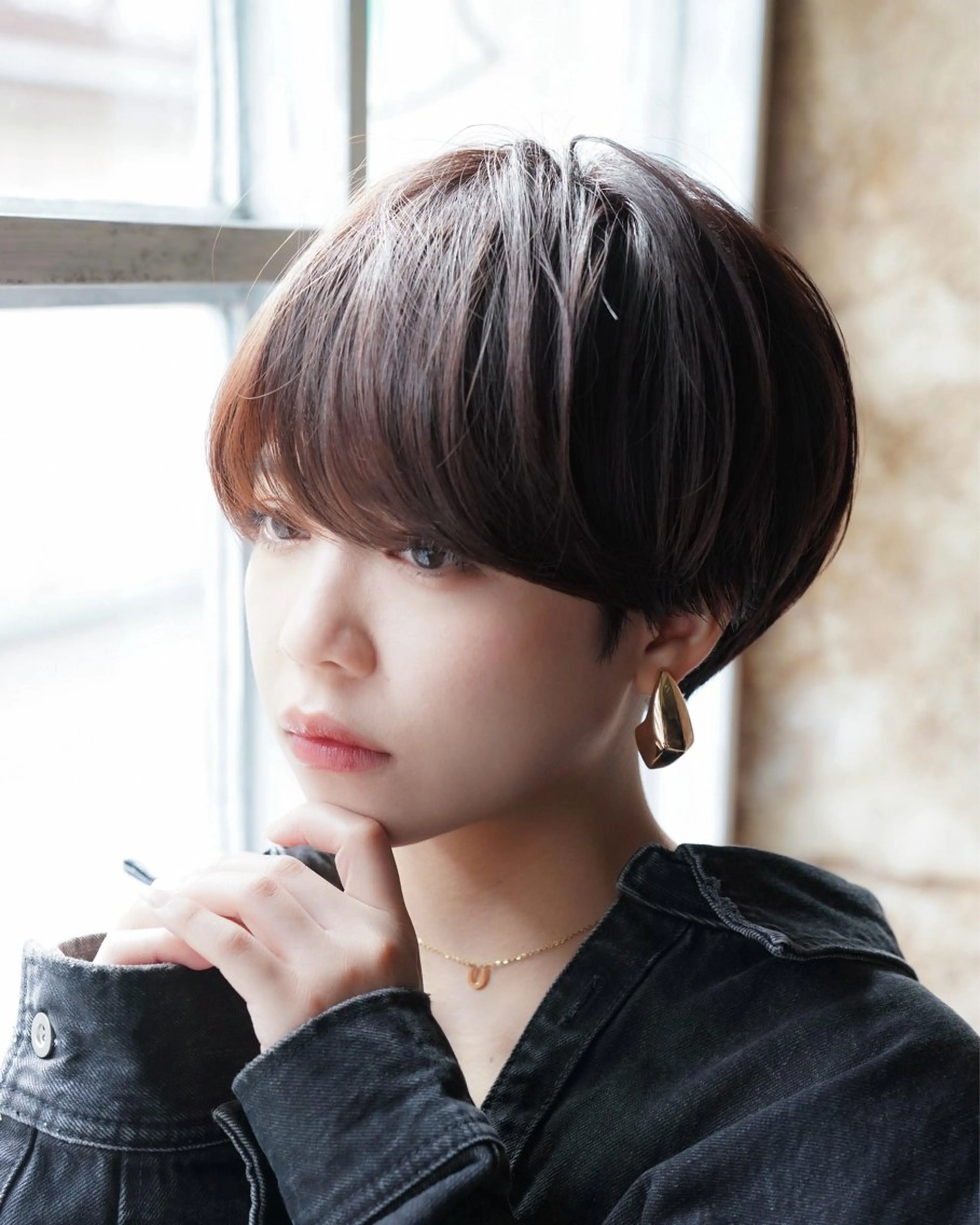 ショート カット ヘアカラー 辻口 俊のヘアスタイル