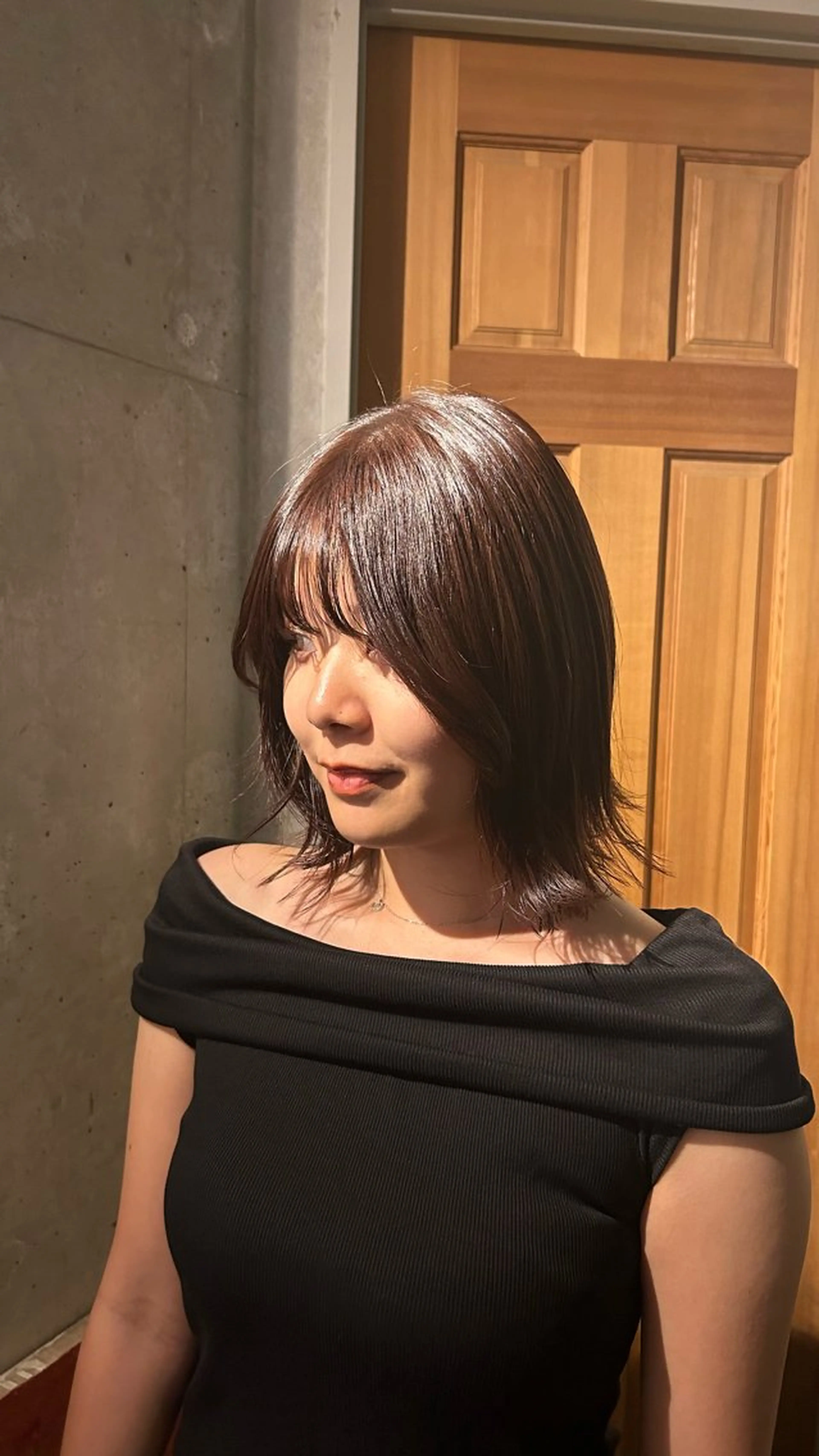 ミディアム カラー ブラウンカラー オレンジ オレンジブラウン 越阪部 碧子のヘアスタイル