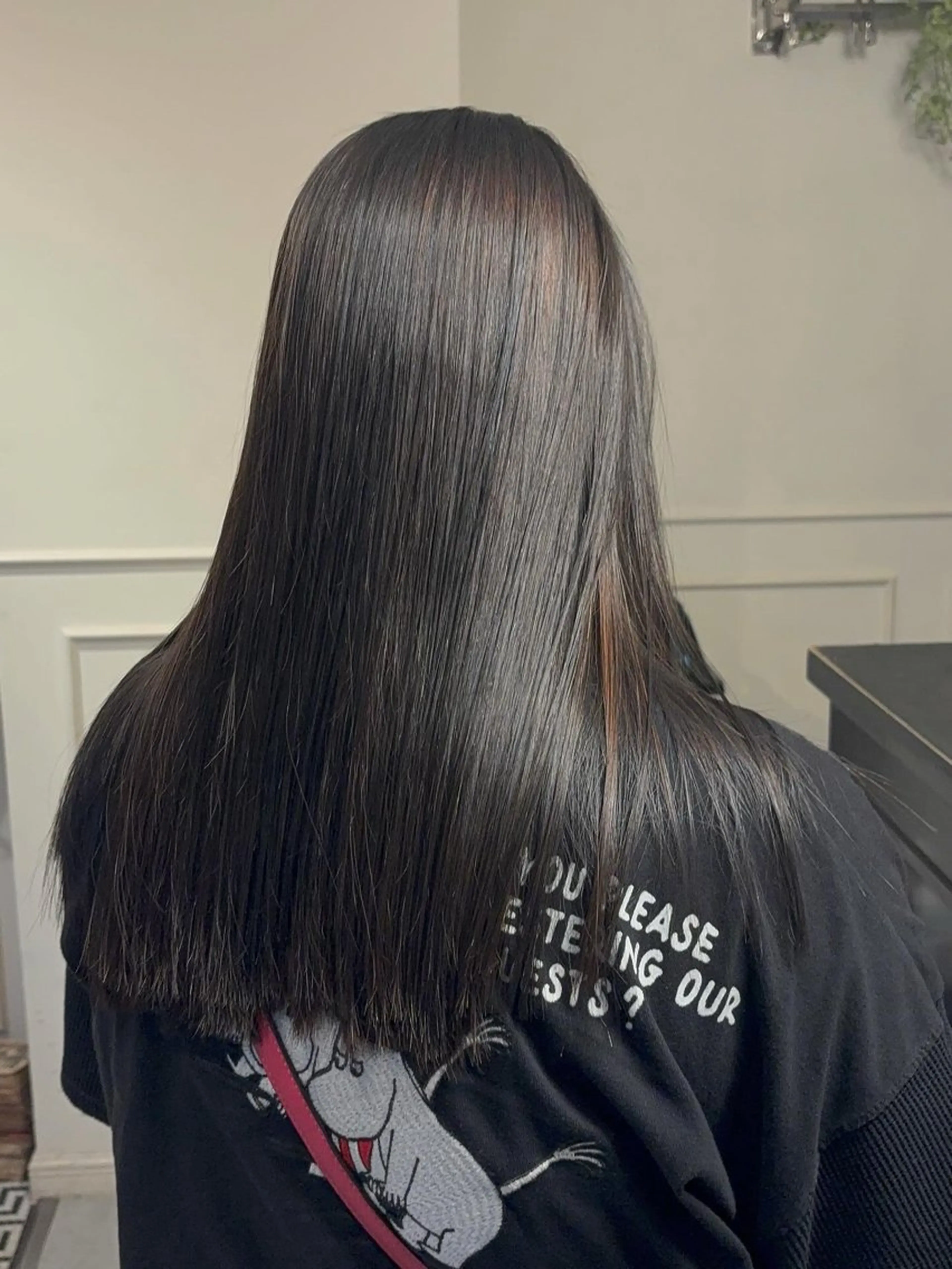 ロング 縮毛矯正 ROVER所属・Konomura Neneのヘアスタイル