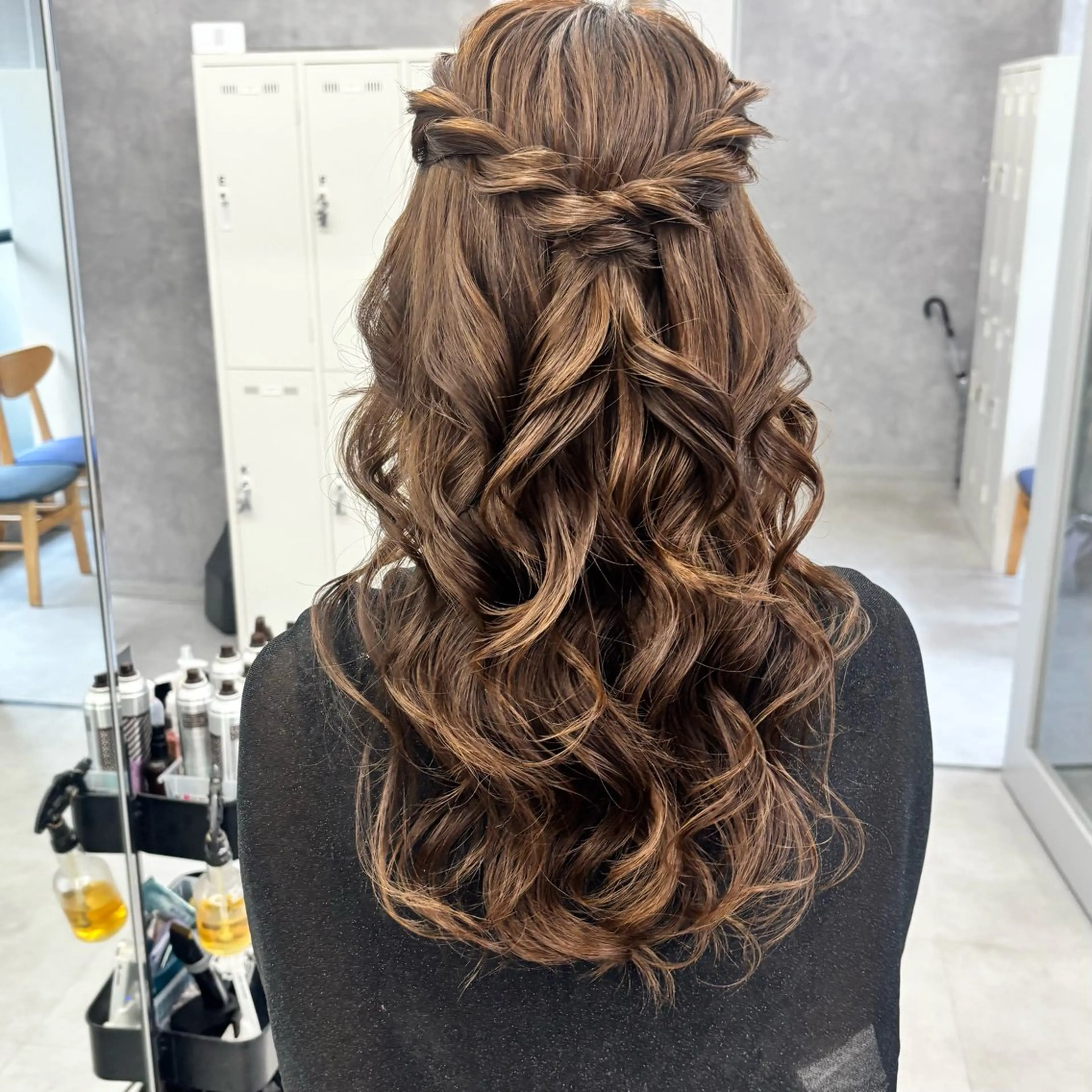 ロング ヘアアレンジ ヘアセット NUMBER_ ユイナのヘアスタイル