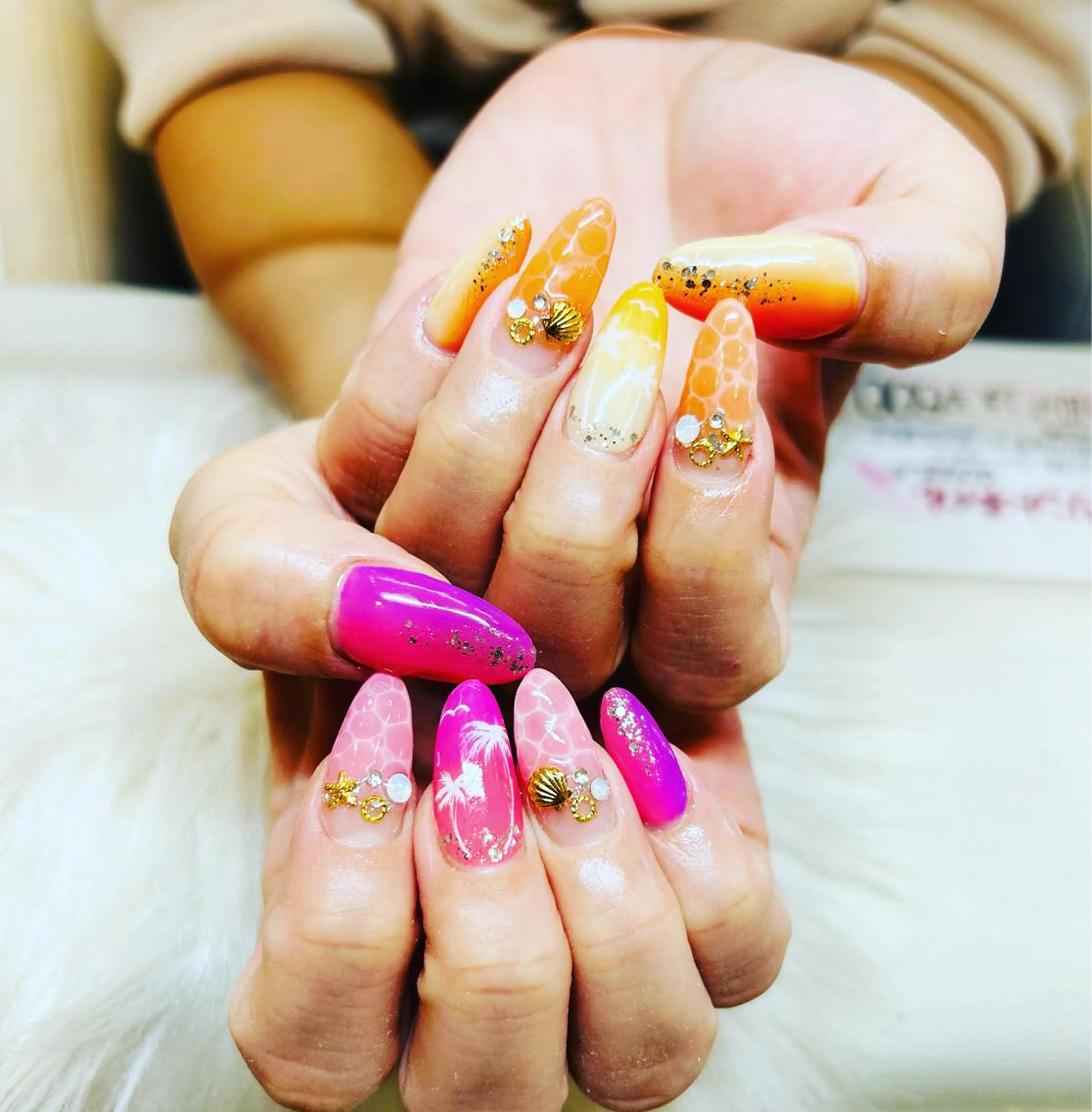 ネイル SHELL  NAILのネイルデザイン
